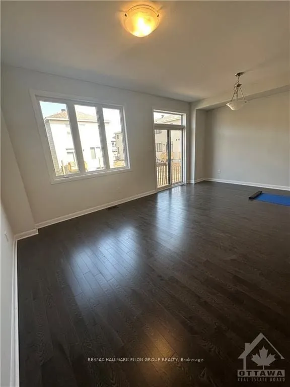191 SHALLOW POND Place