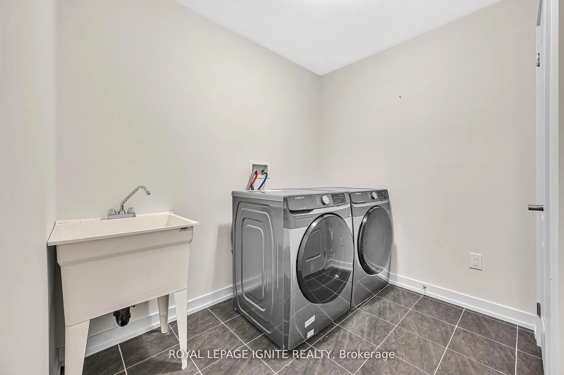 22 Sundin Drive