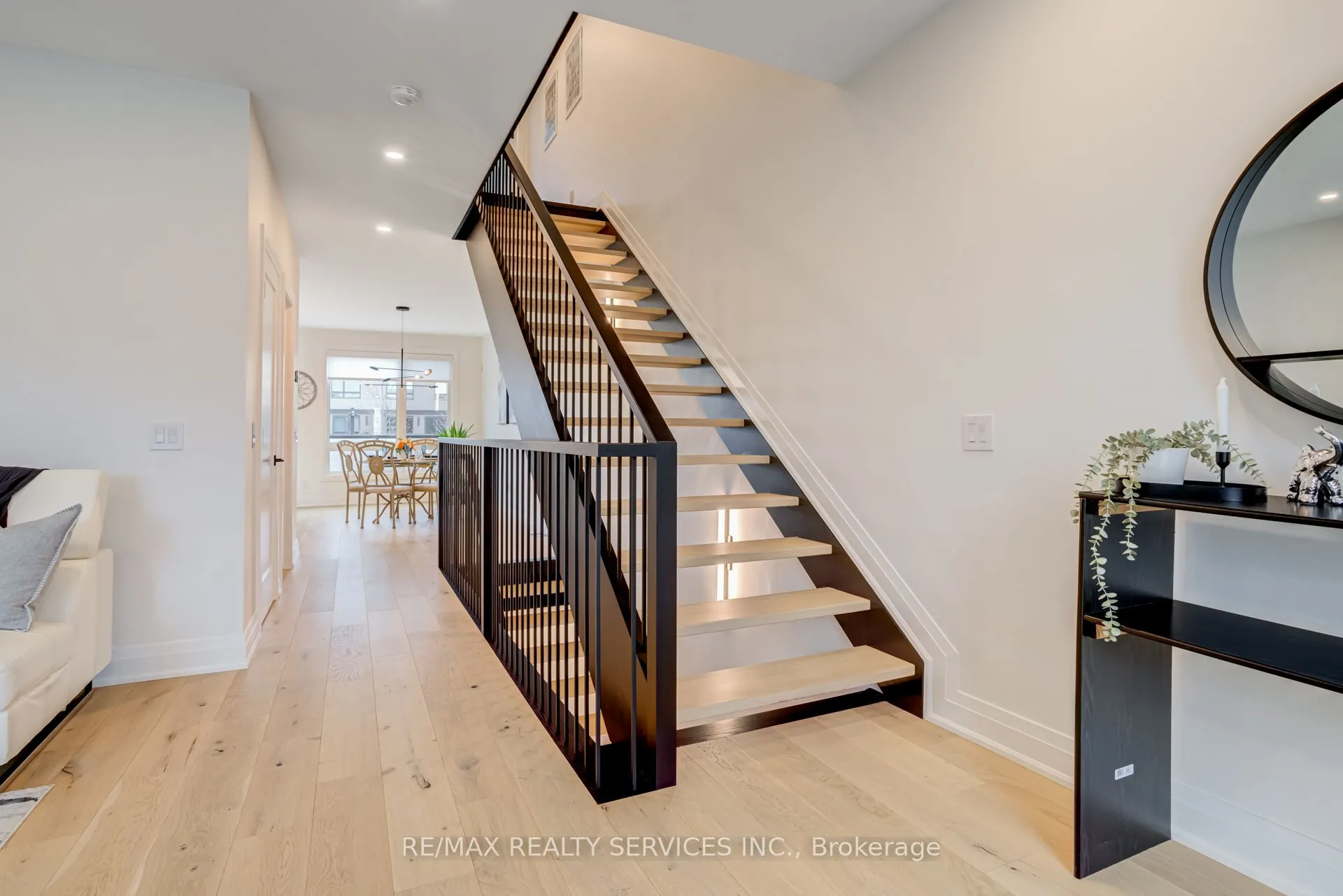 151C Port Robinson Road, #15