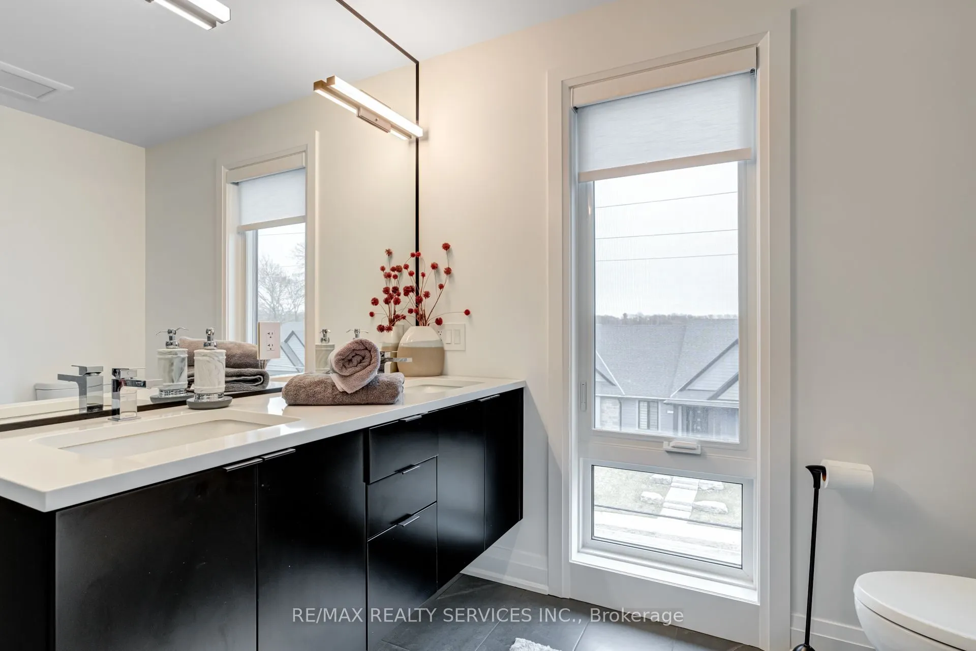 151C Port Robinson Road, #15