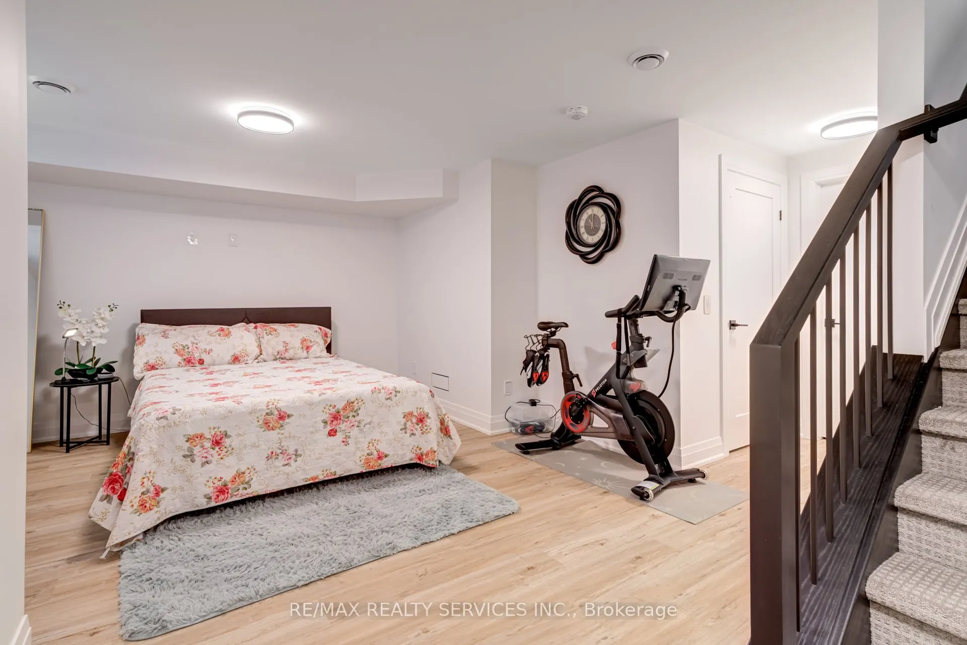 151C Port Robinson Road, #15