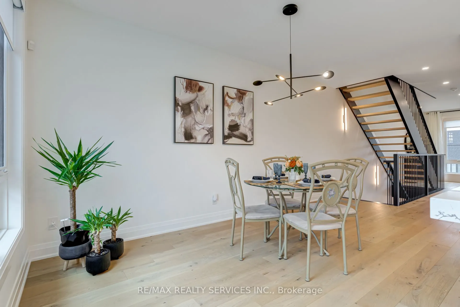 151C Port Robinson Road, #15