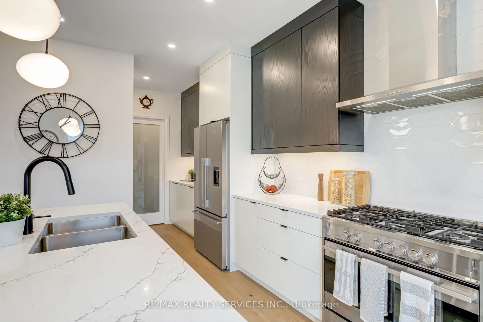 151C Port Robinson Road, #15