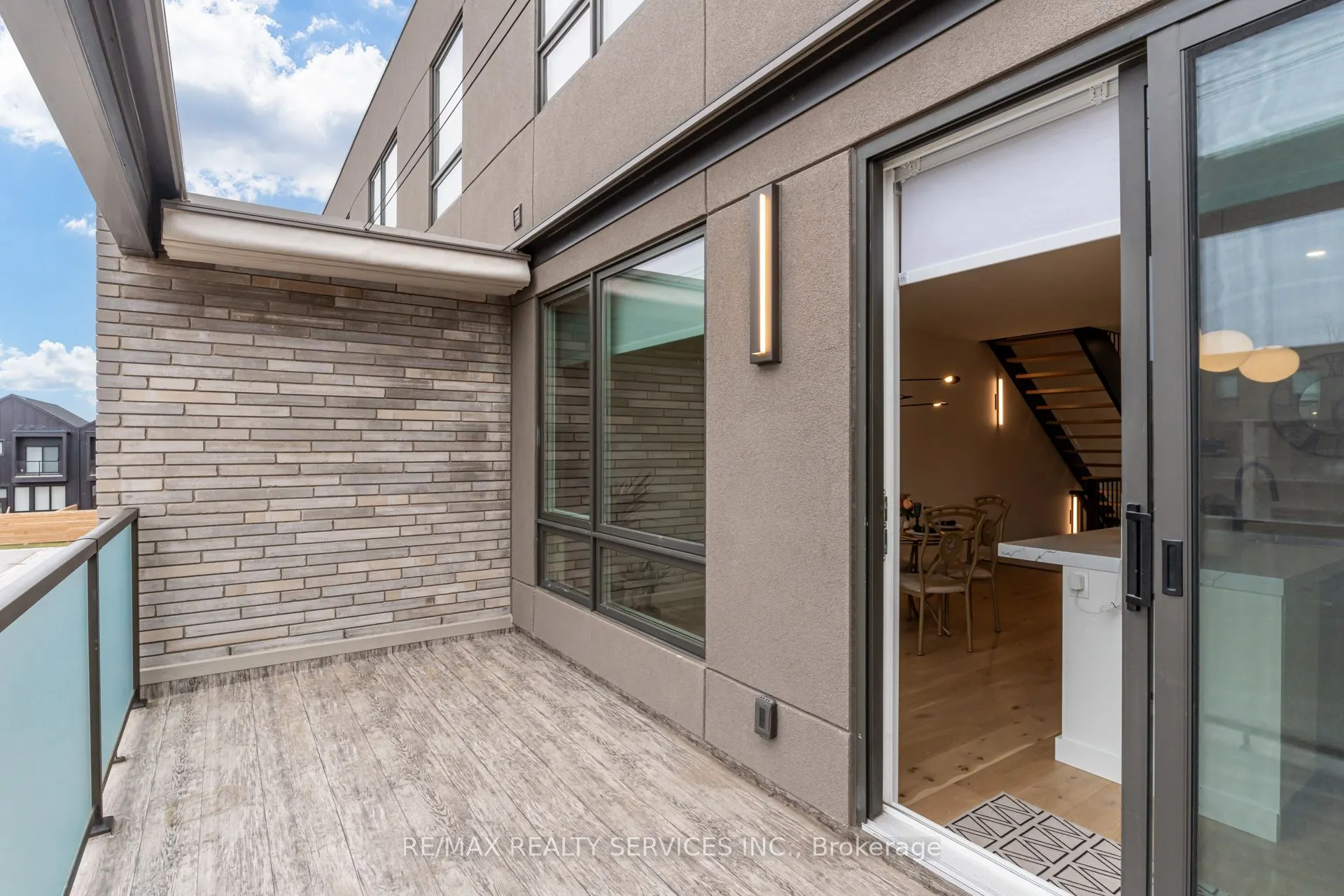 151C Port Robinson Road, #15