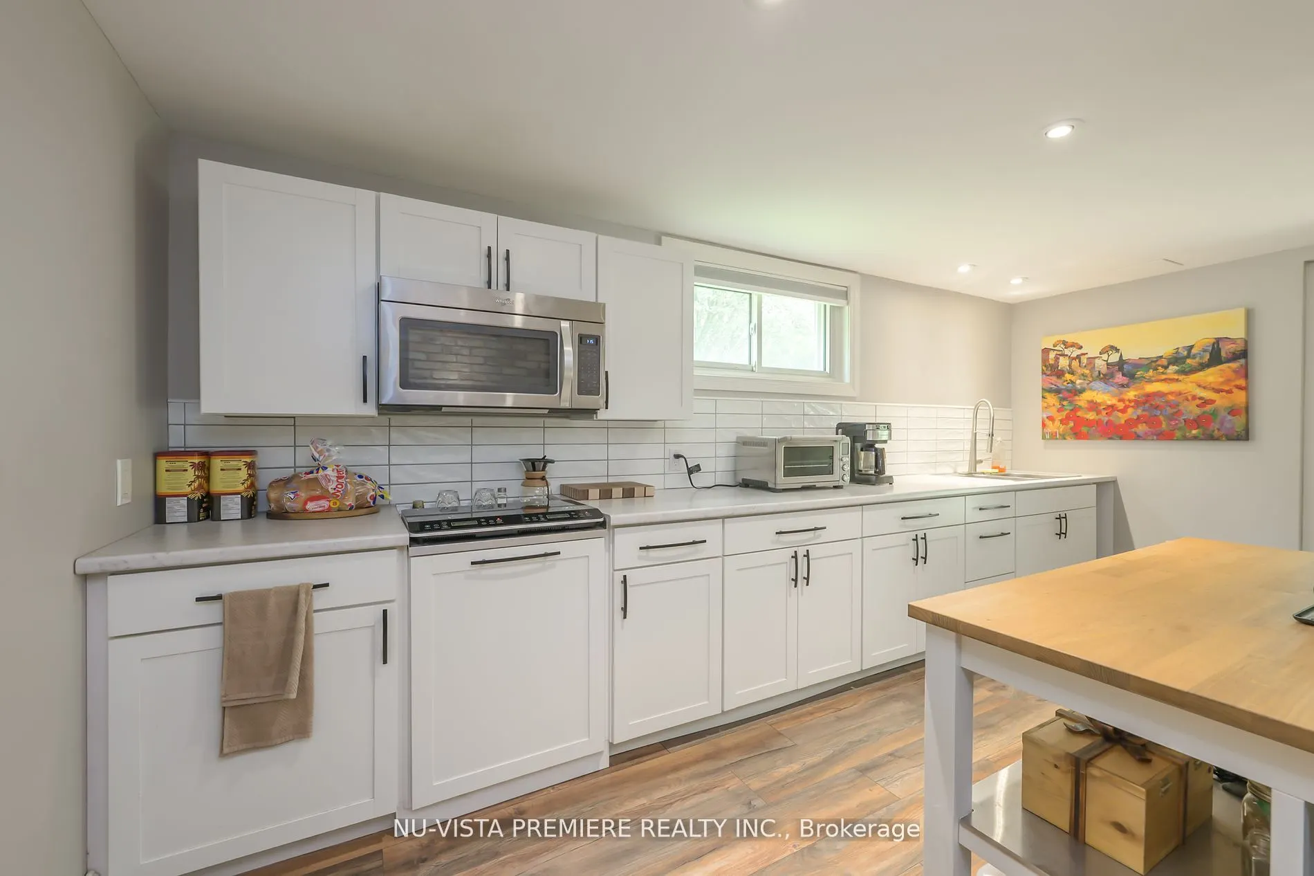 146 Commissioners Road E