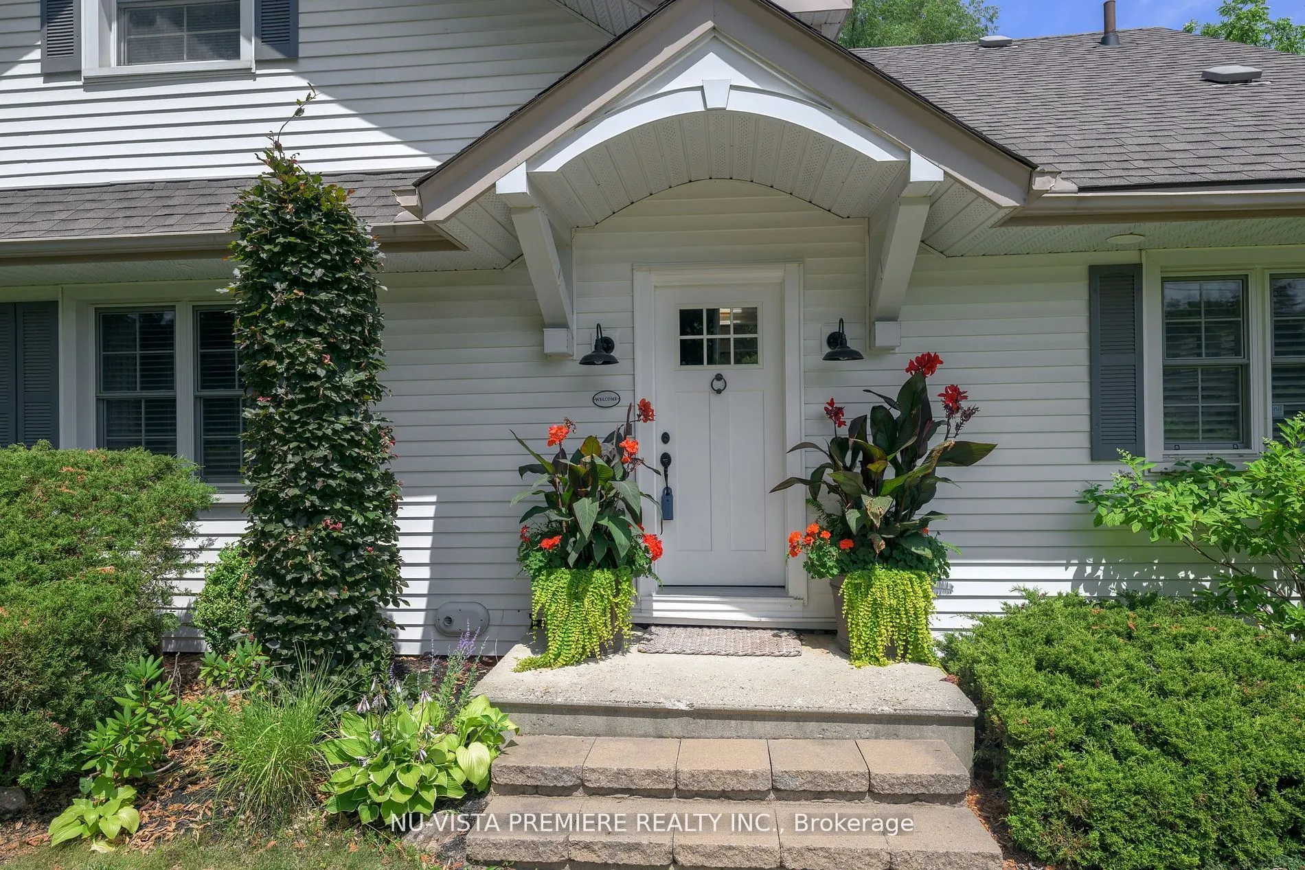 146 Commissioners Road E