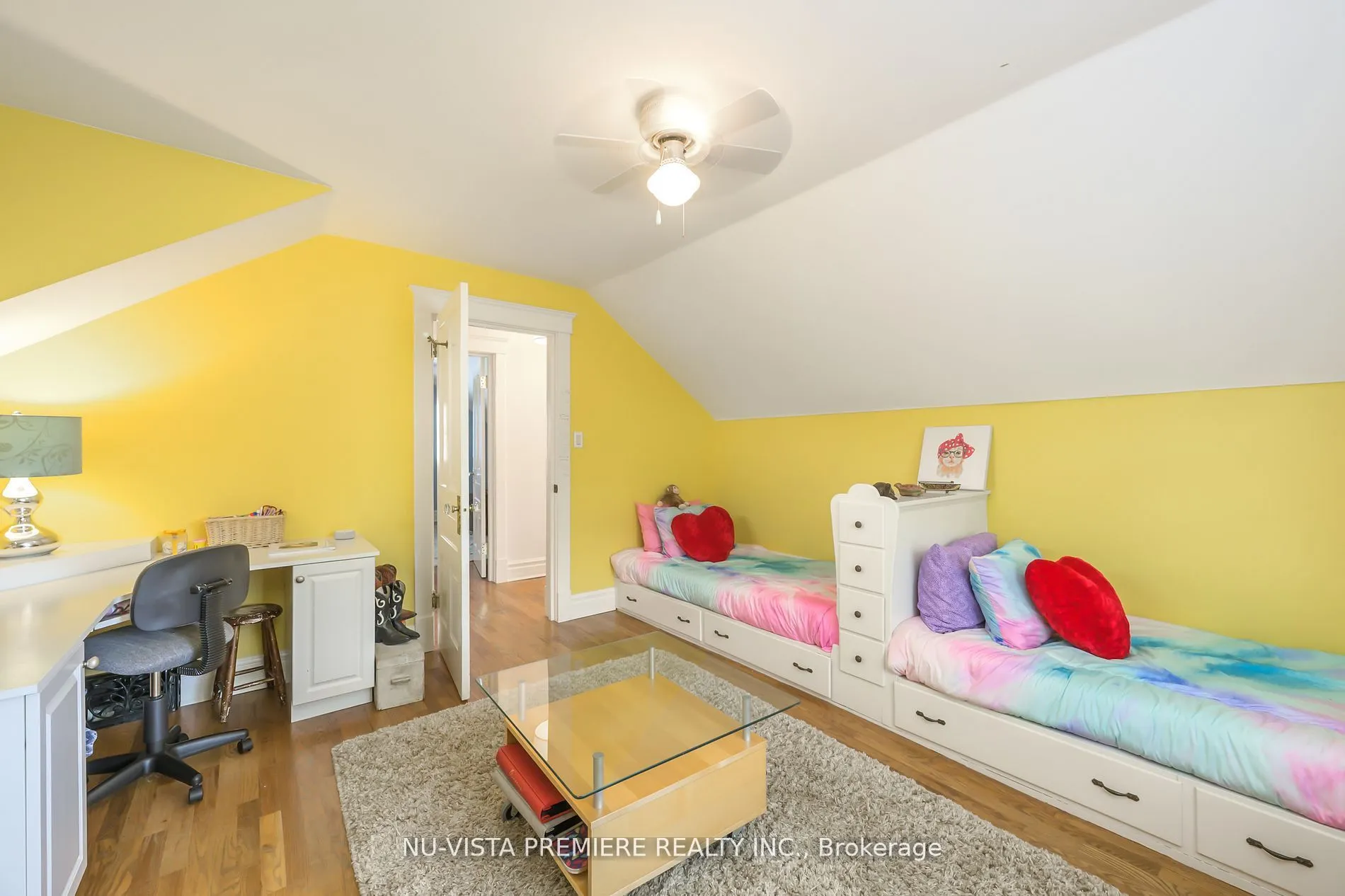 146 Commissioners Road E