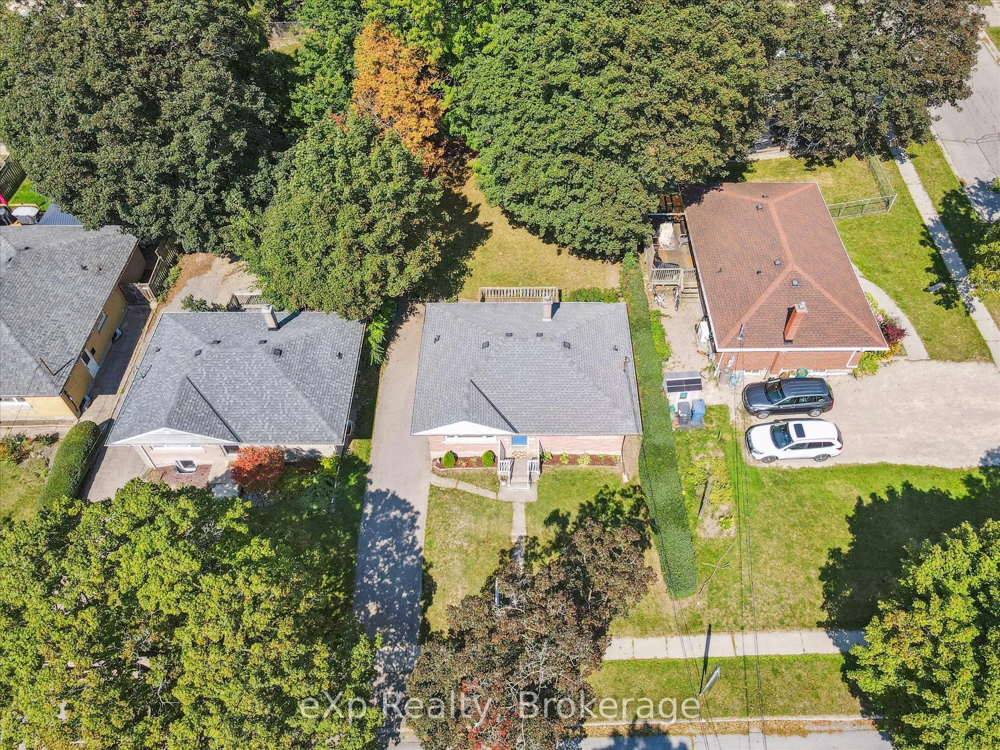 95 Ottawa Crescent