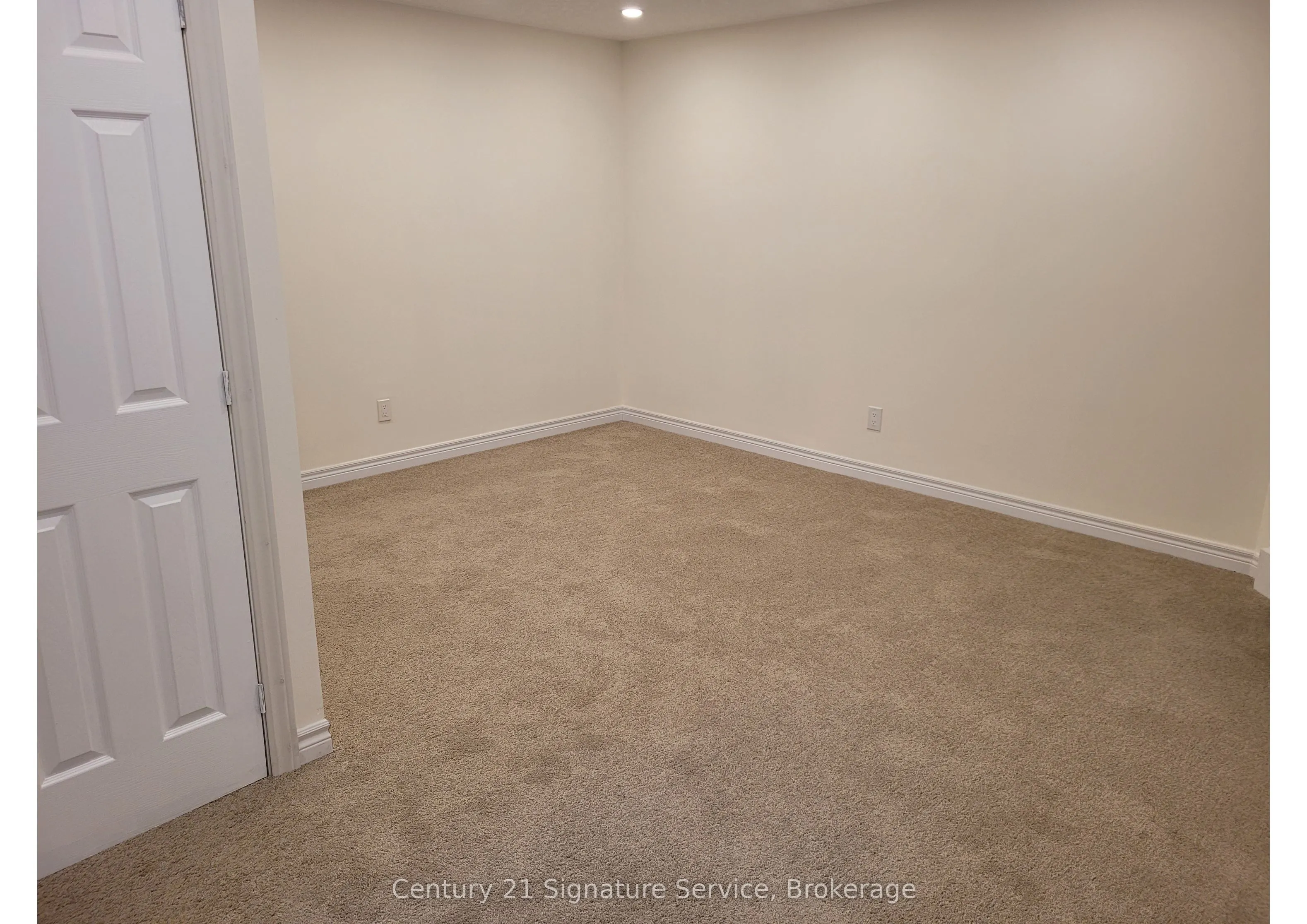 31 Maryann Lane, #Basement