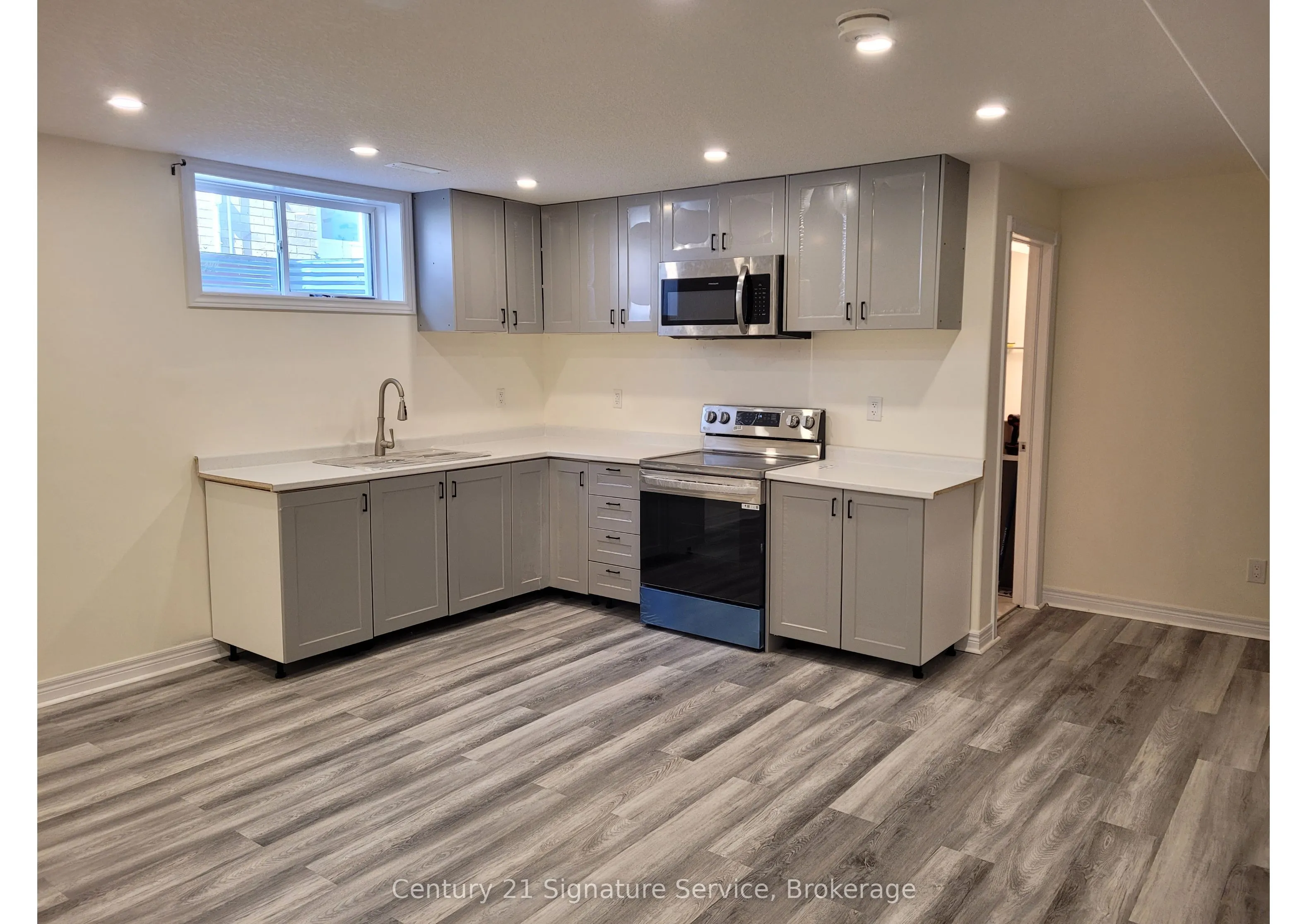 31 Maryann Lane, #Basement