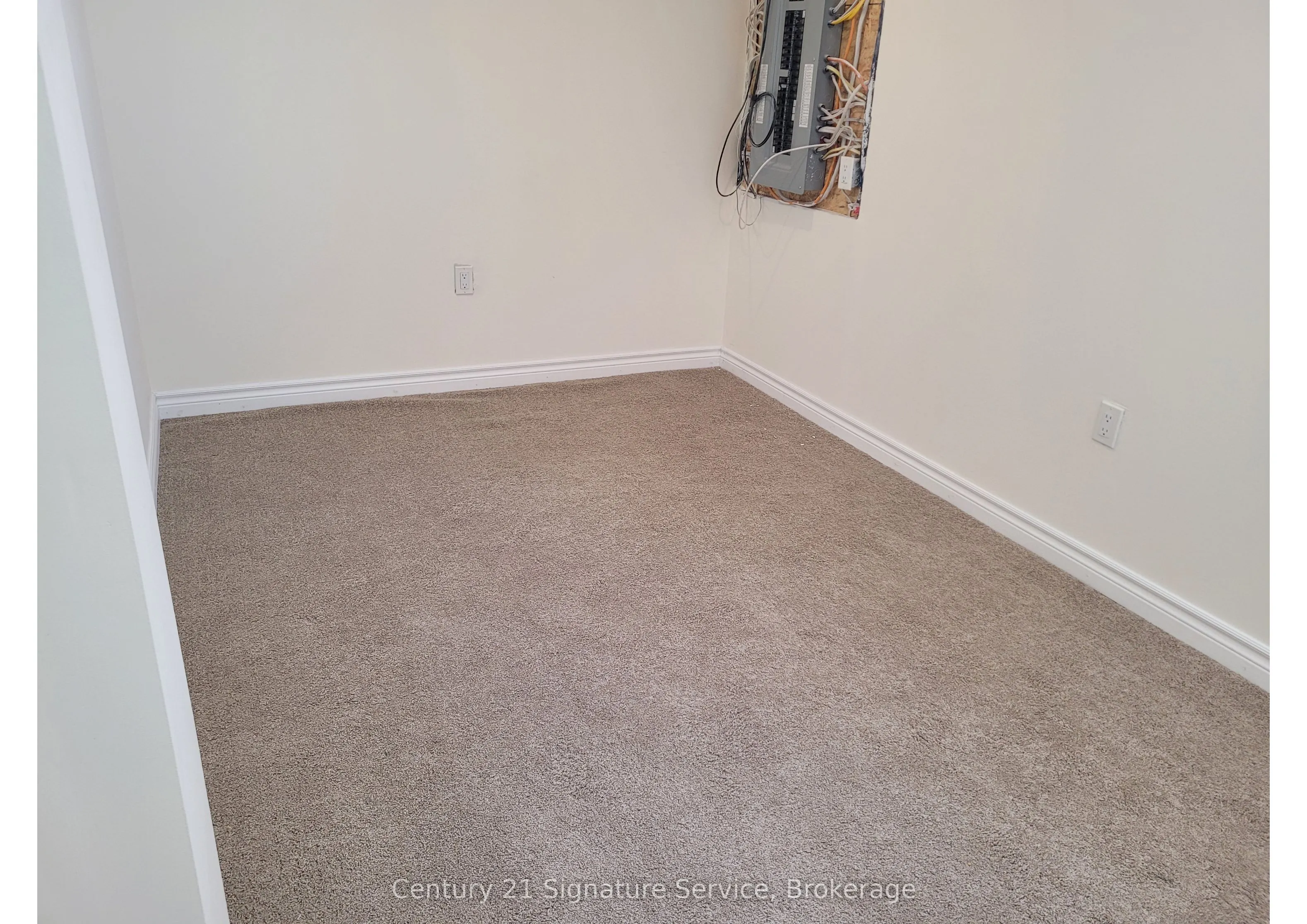 31 Maryann Lane, #Basement