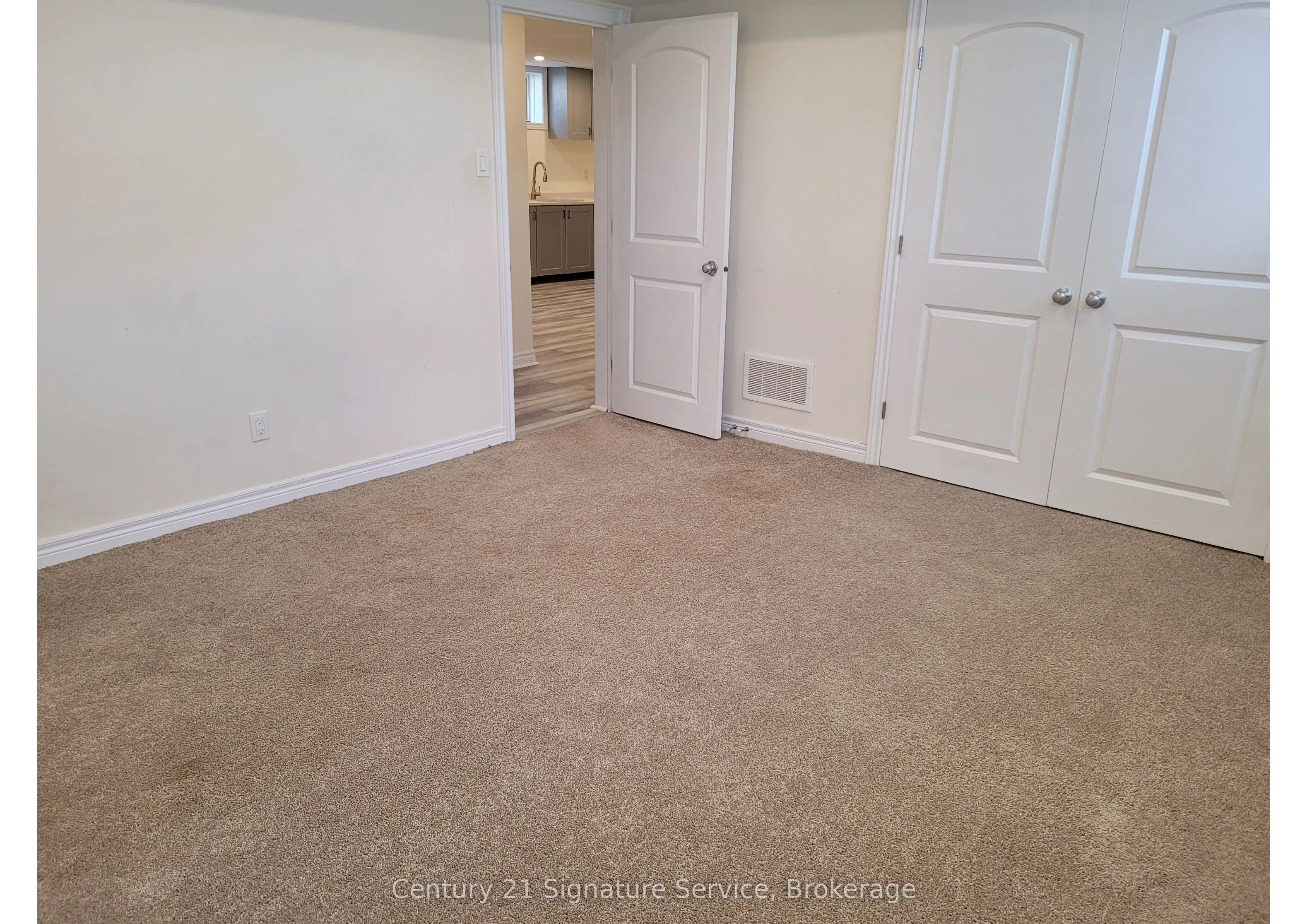 31 Maryann Lane, #Basement