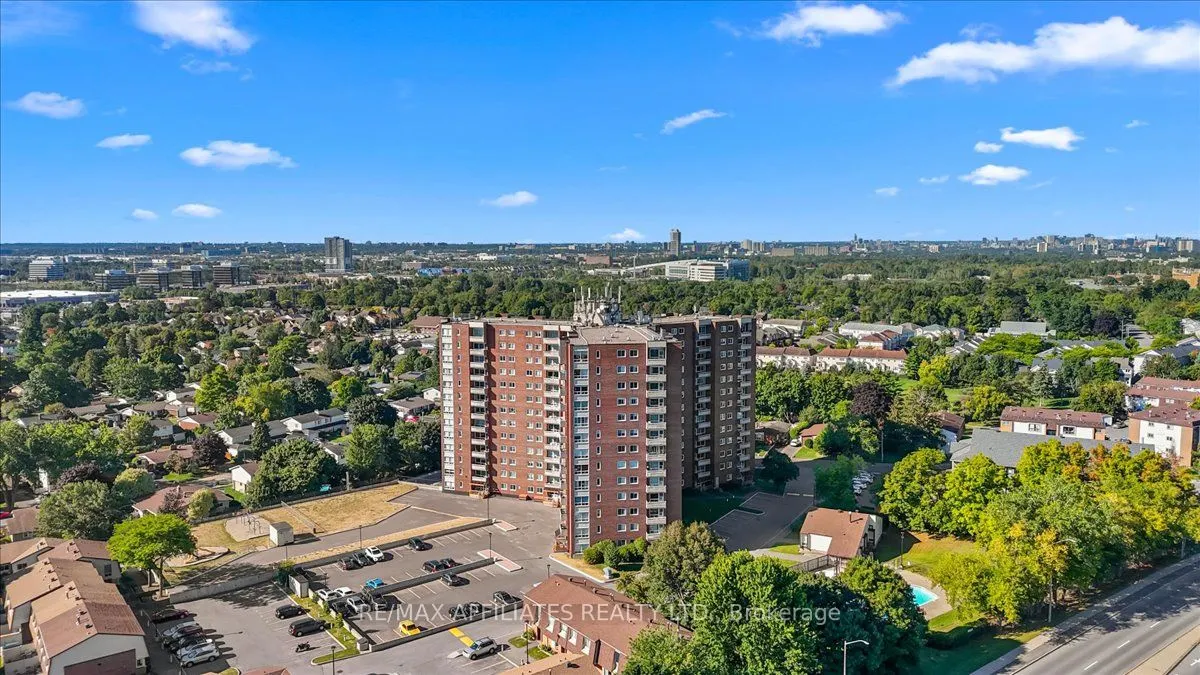 915 Elmsmere Road, #113