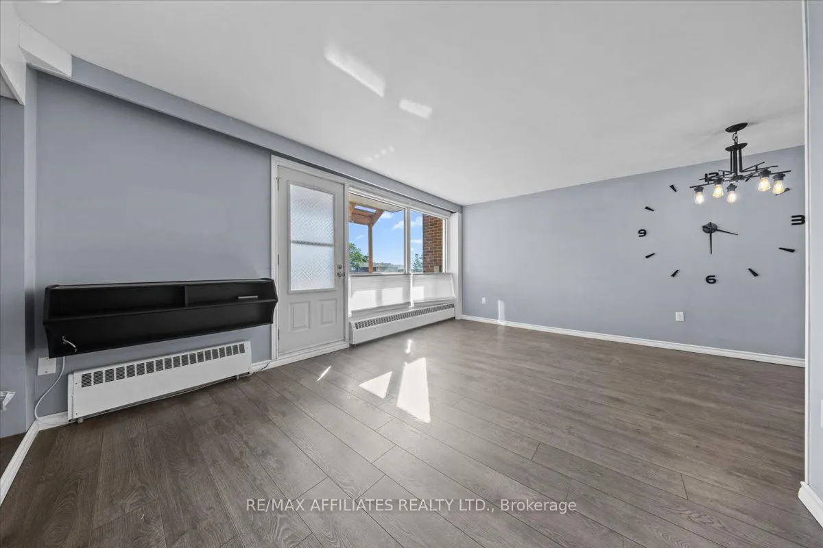 915 Elmsmere Road, #113