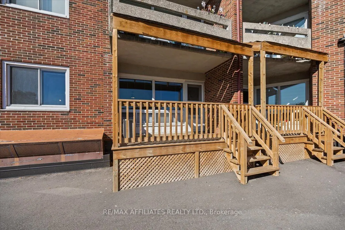 915 Elmsmere Road, #113