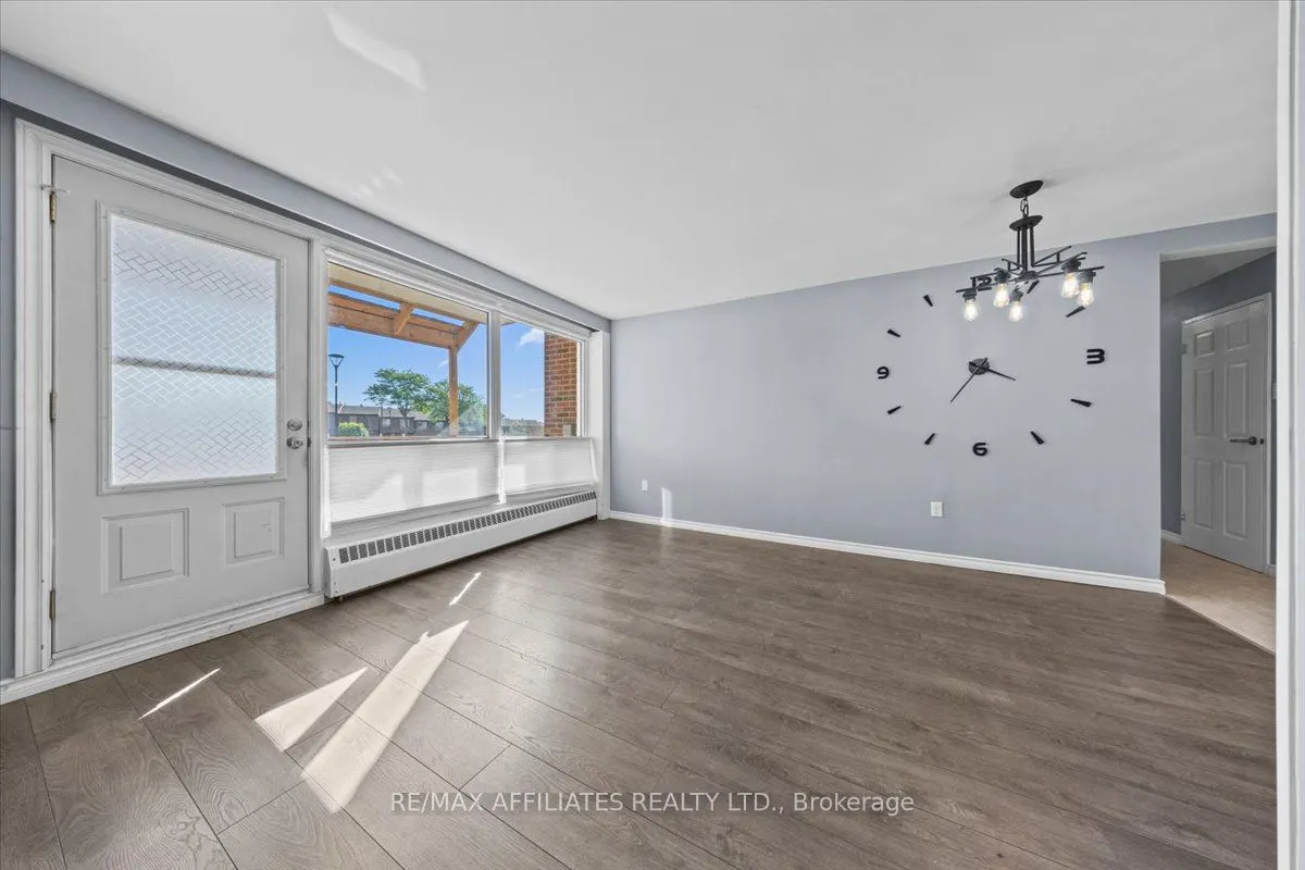 915 Elmsmere Road, #113
