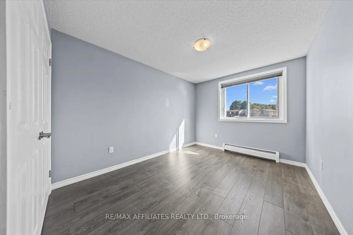 915 Elmsmere Road, #113