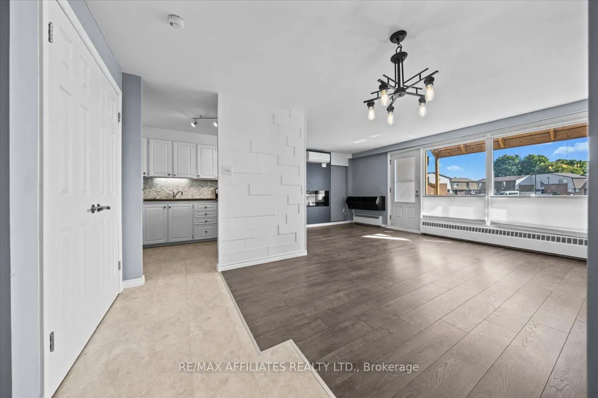 915 Elmsmere Road, #113