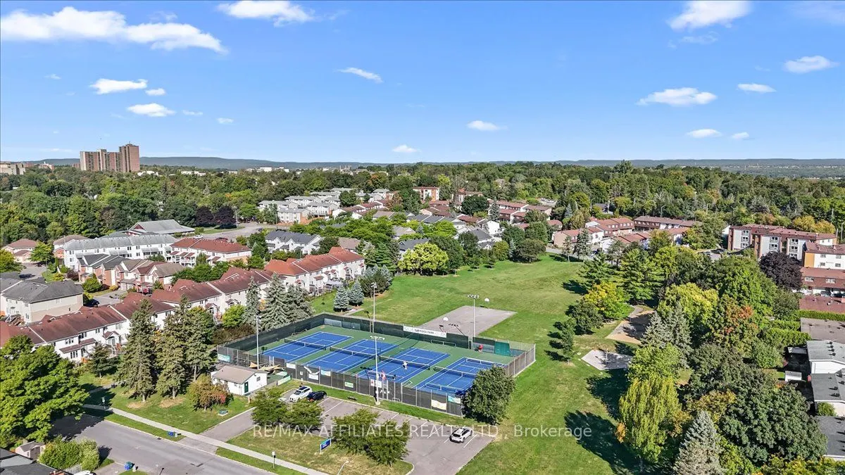 915 Elmsmere Road, #113