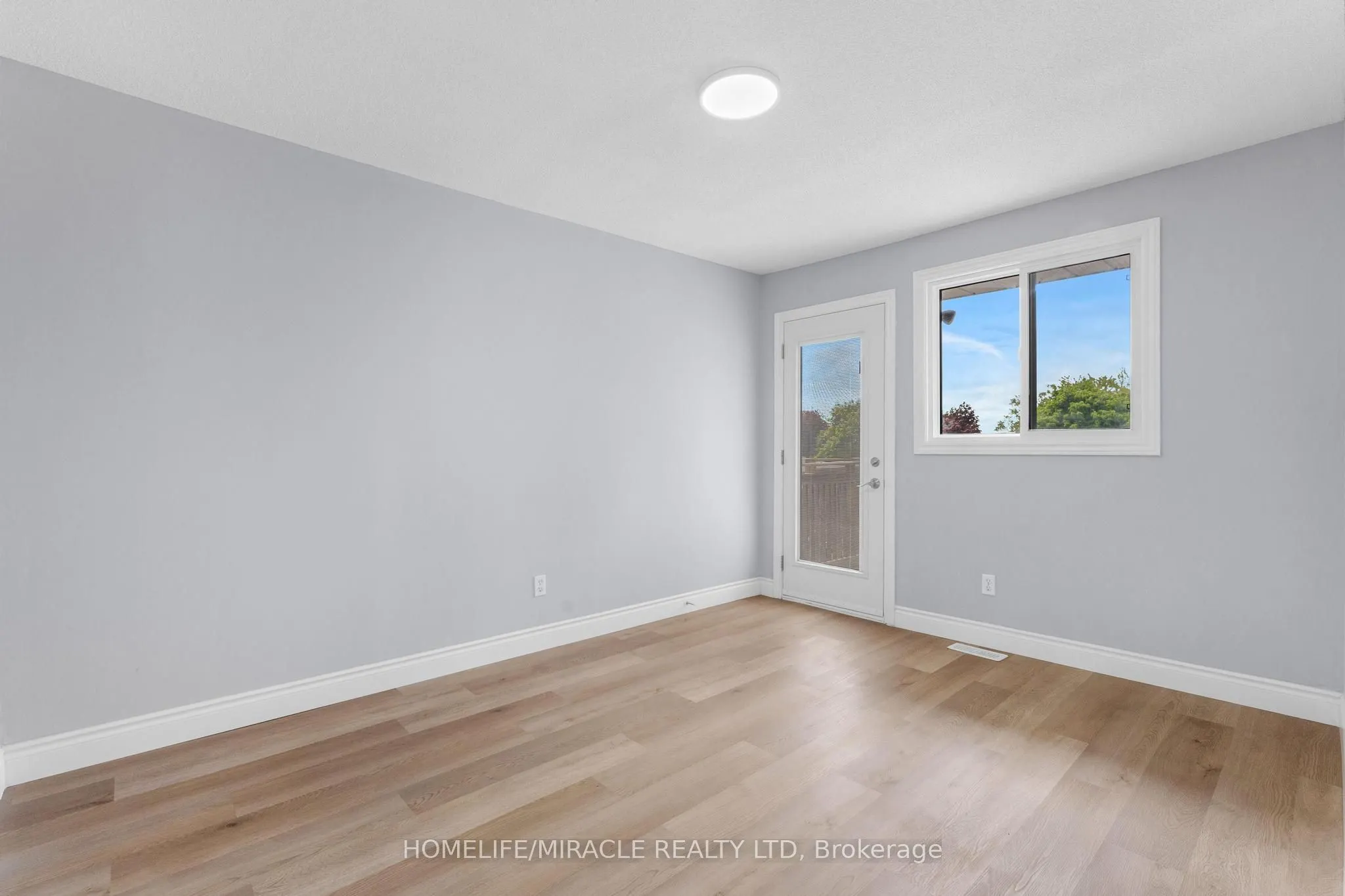 119 Nickolas Crescent