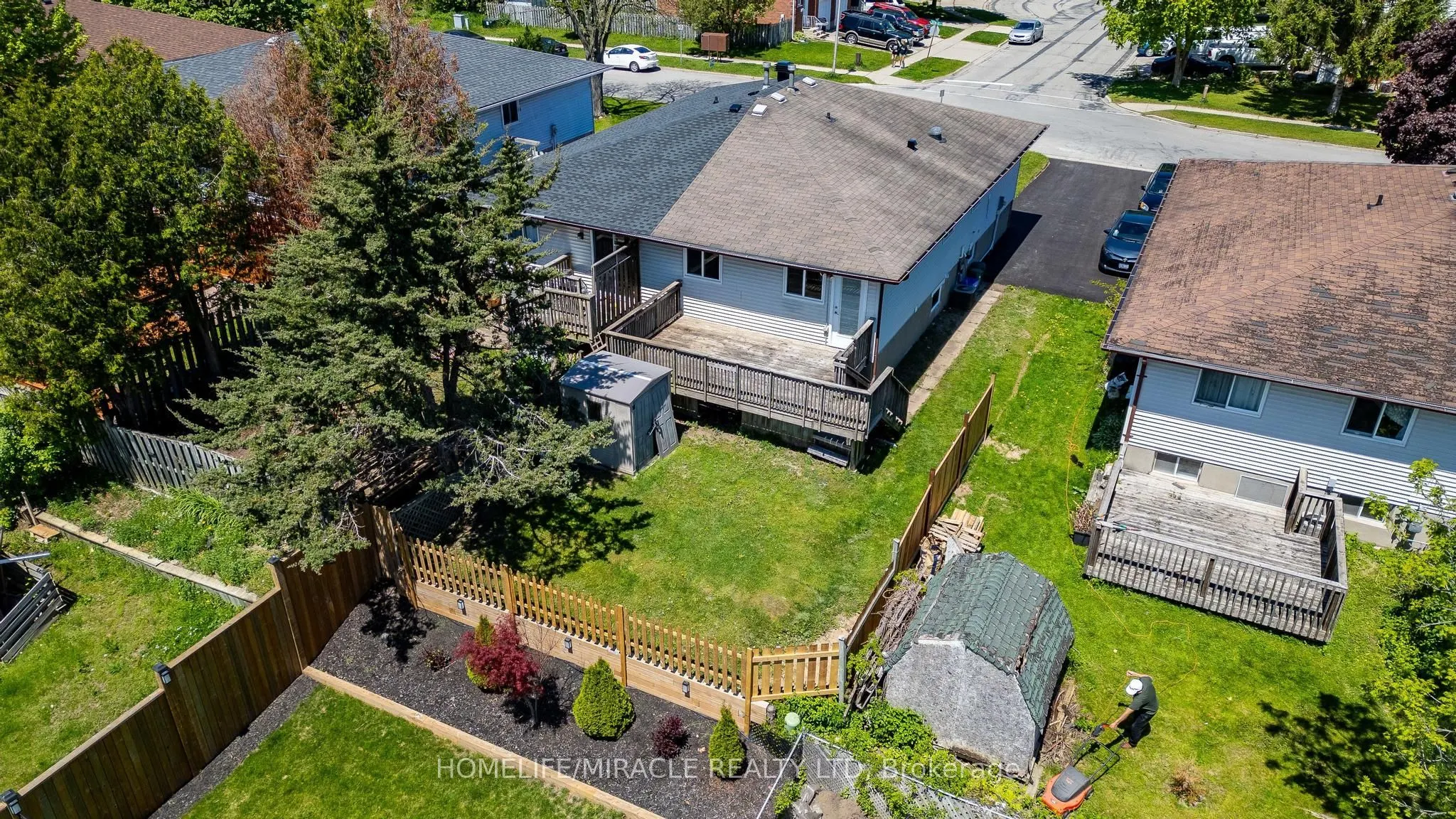 119 Nickolas Crescent