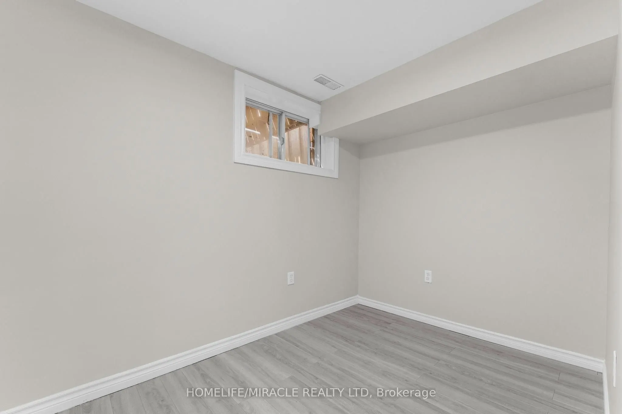 119 Nickolas Crescent