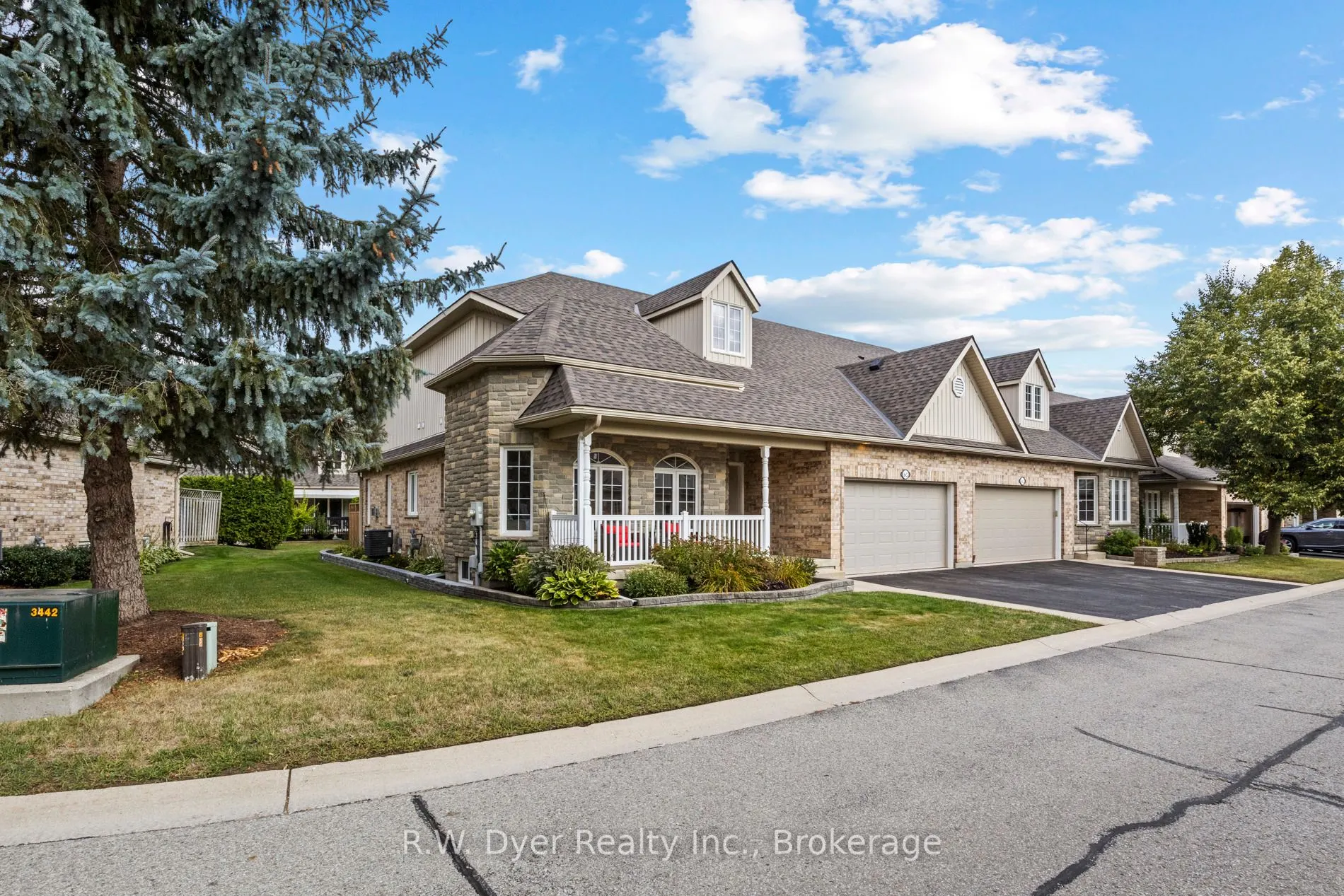 350 Doon Valley Drive, #8G