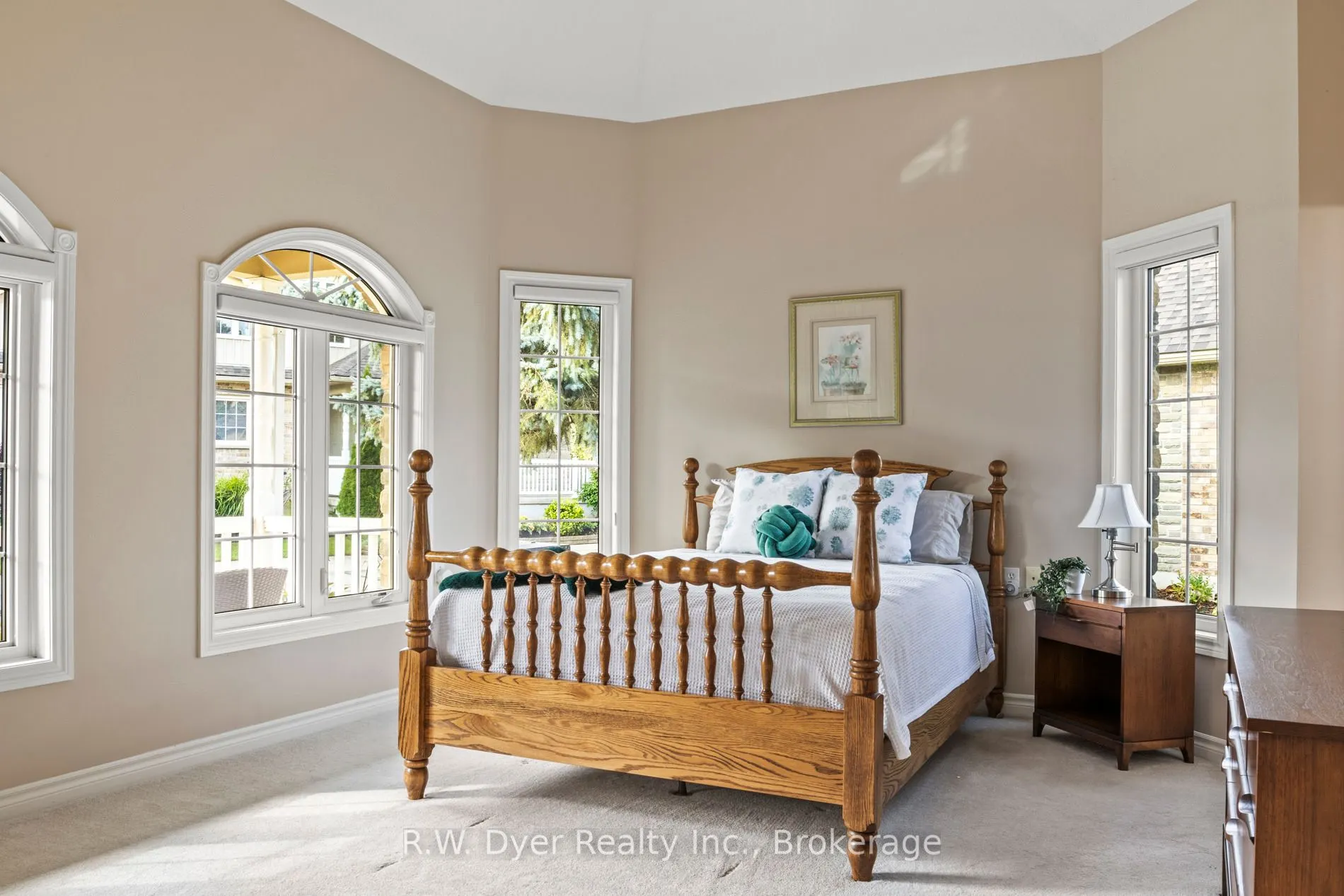 350 Doon Valley Drive, #8G