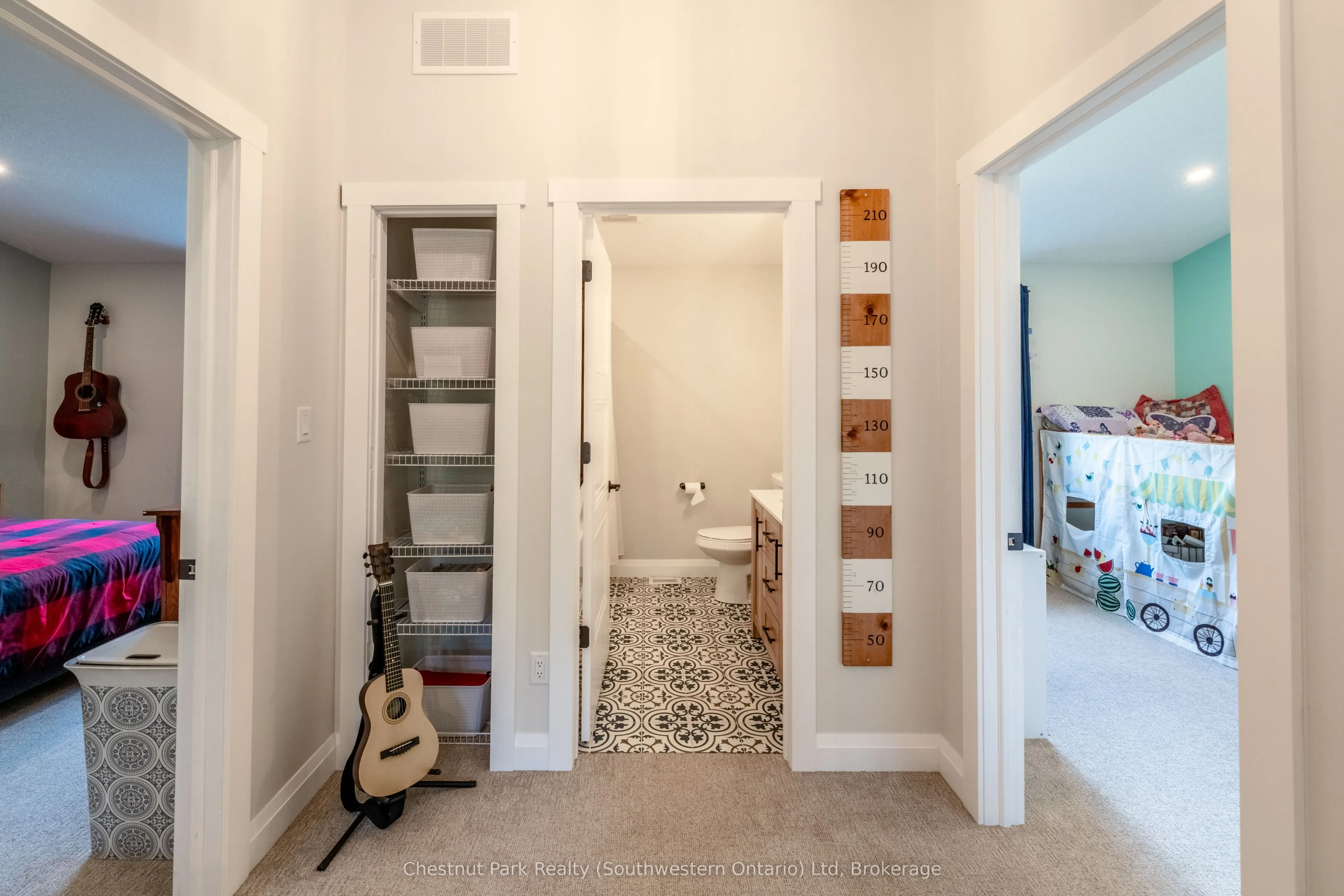 6 Goldie Avenue