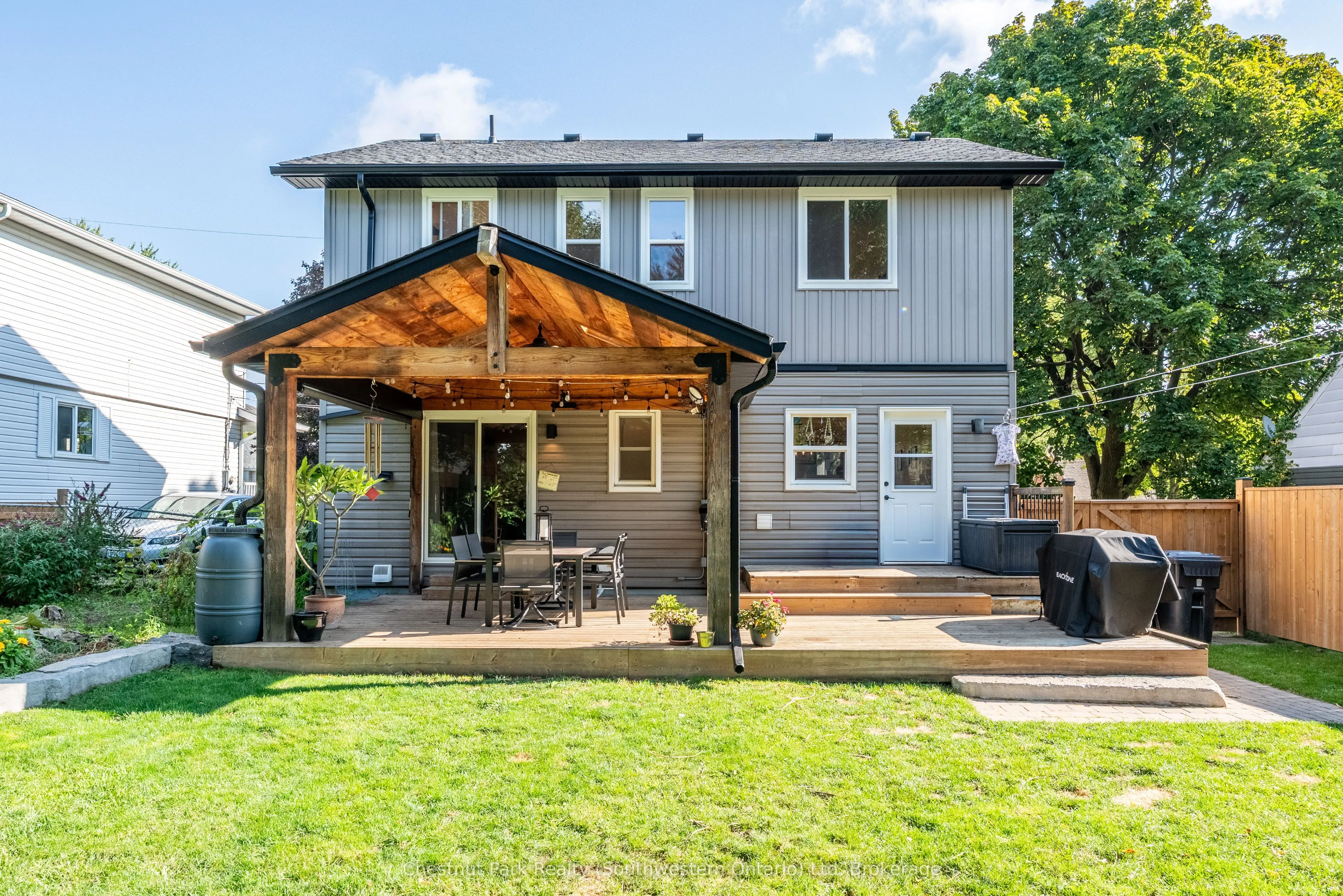6 Goldie Avenue