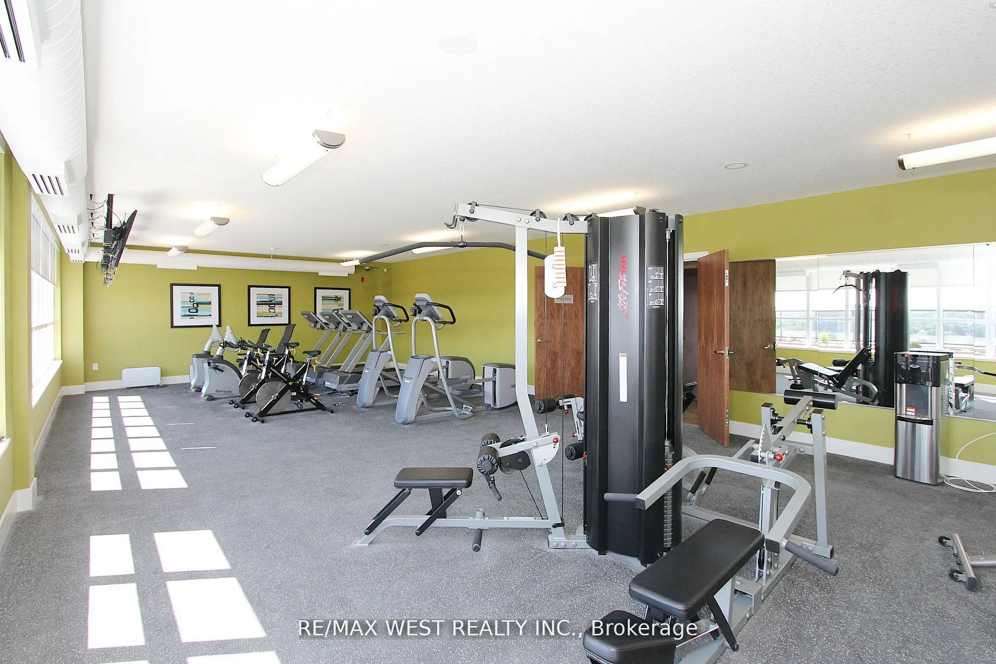 112 Benton Street, #704