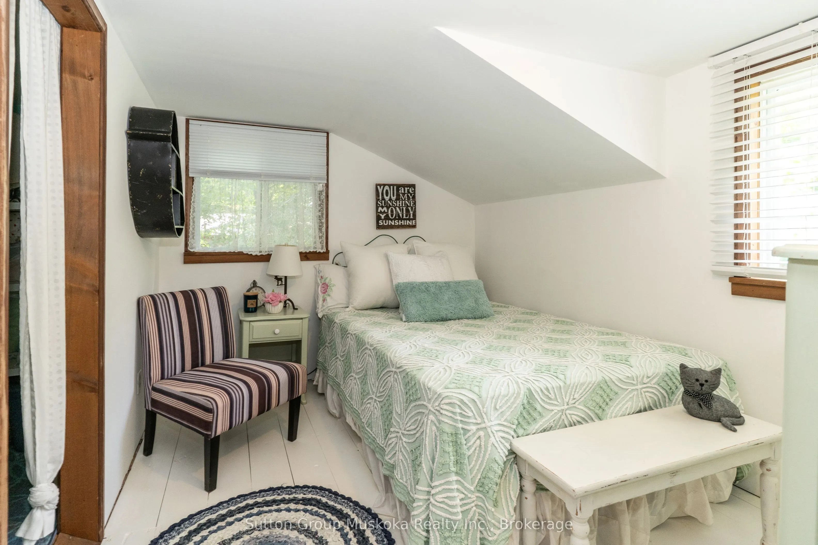 178 LONG POINT Road