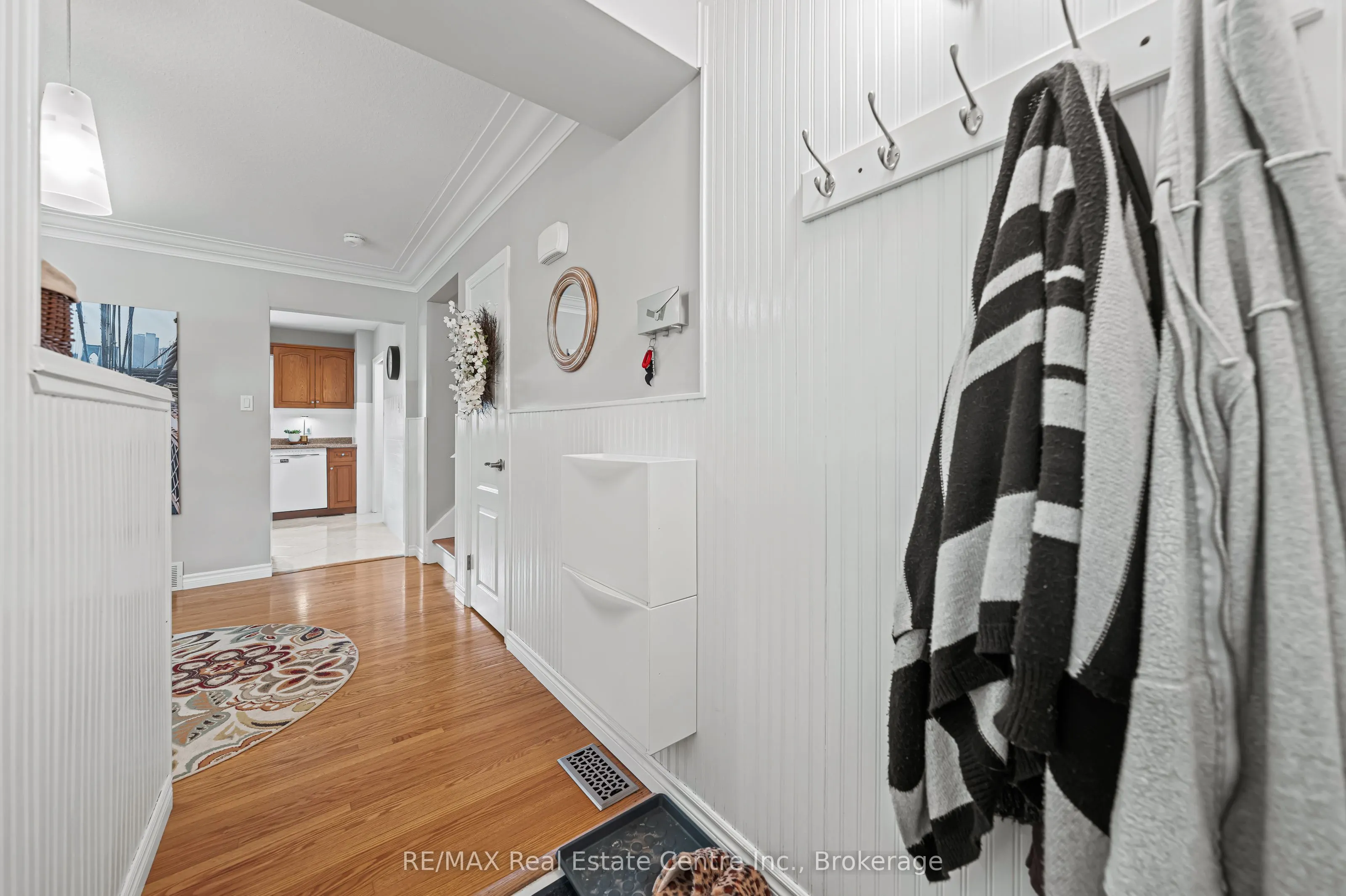 10 Inlet Avenue