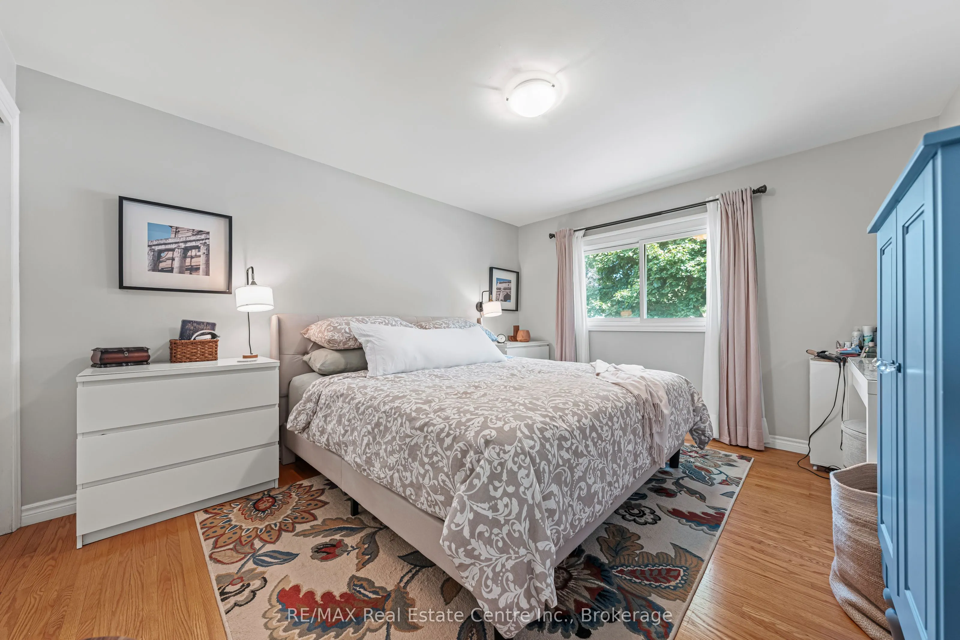 10 Inlet Avenue