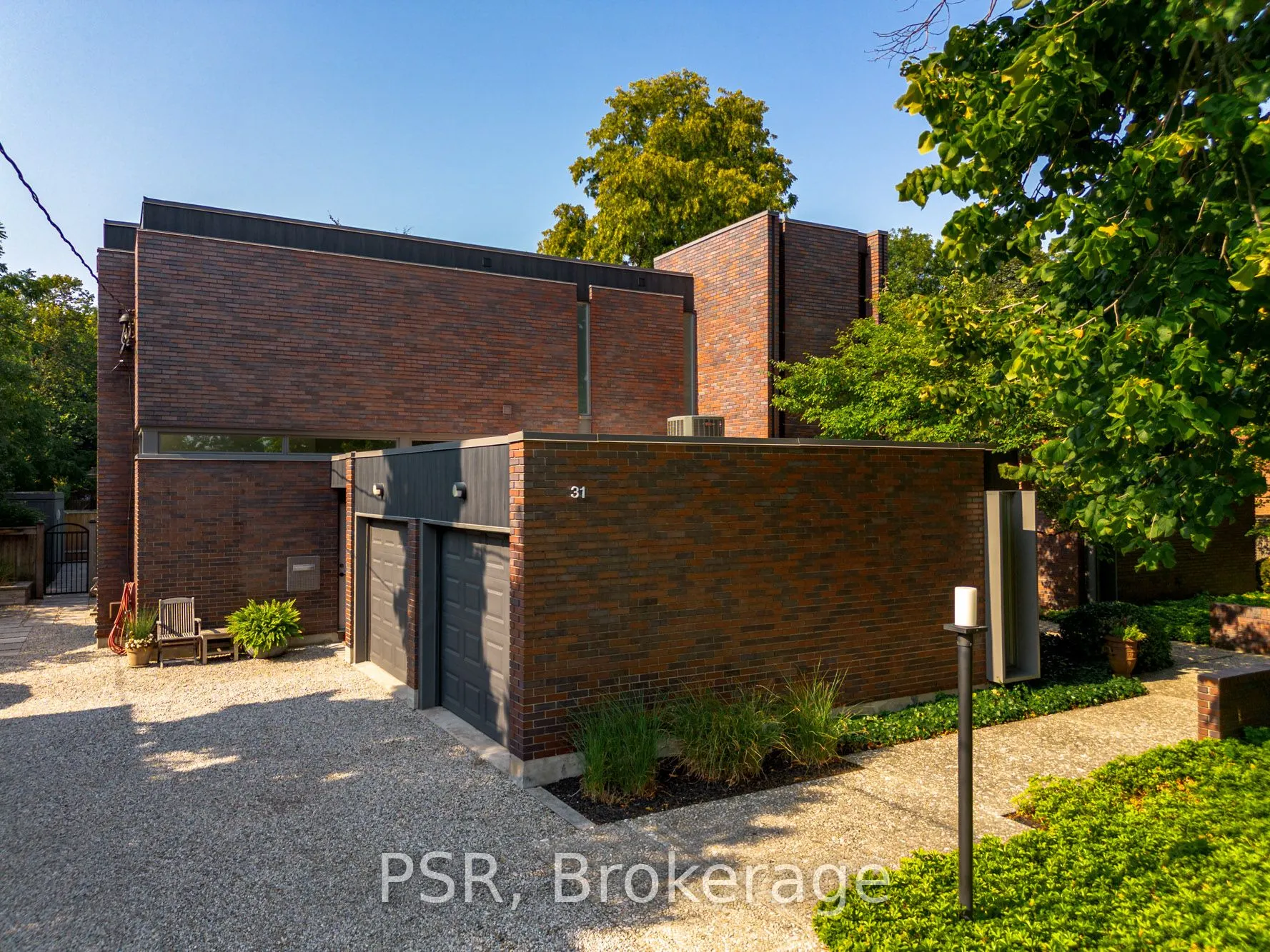 31 Auchmar Road