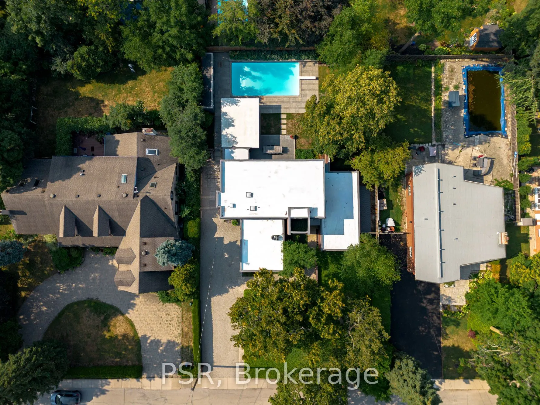 31 Auchmar Road