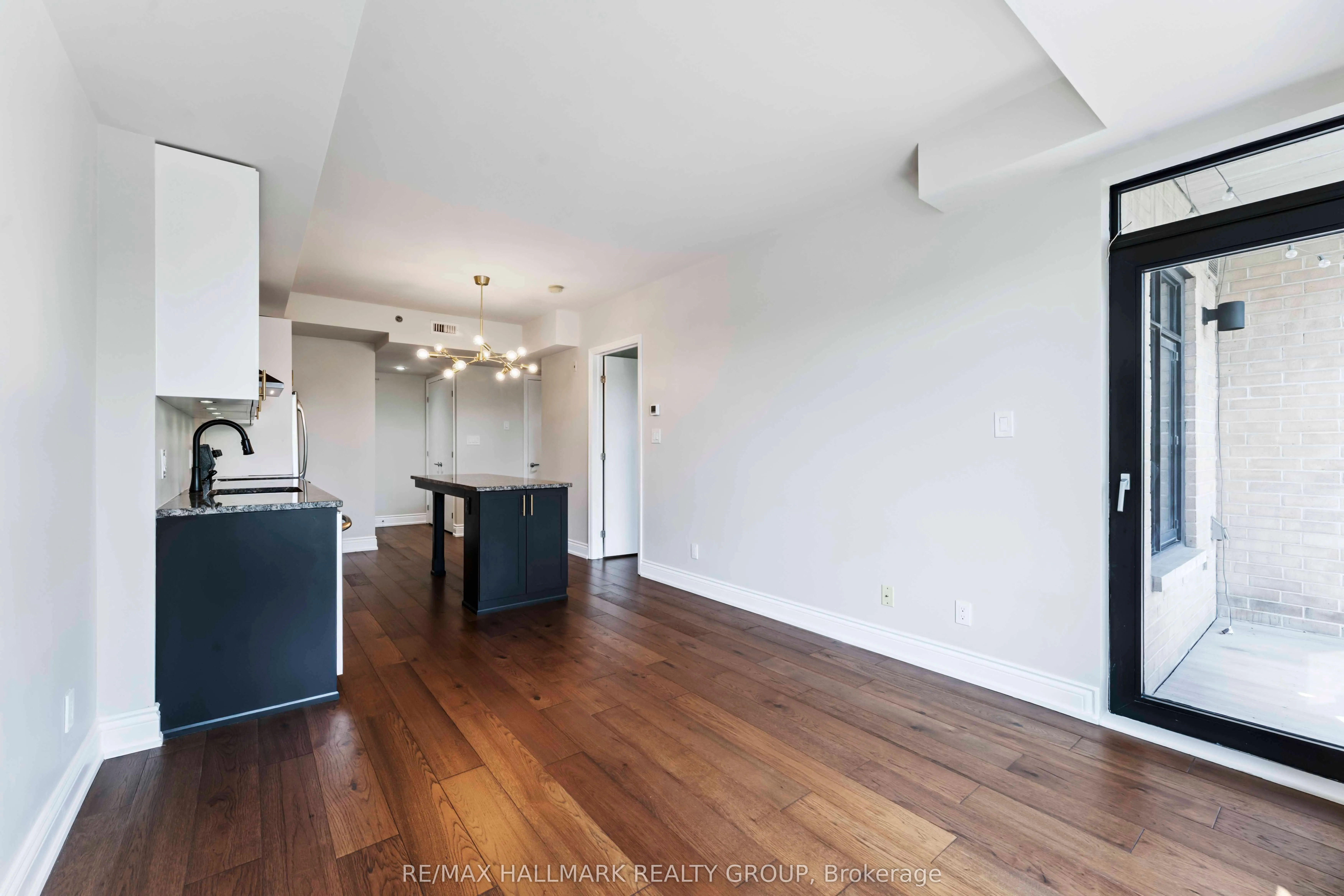 808 Bronson Avenue, #316