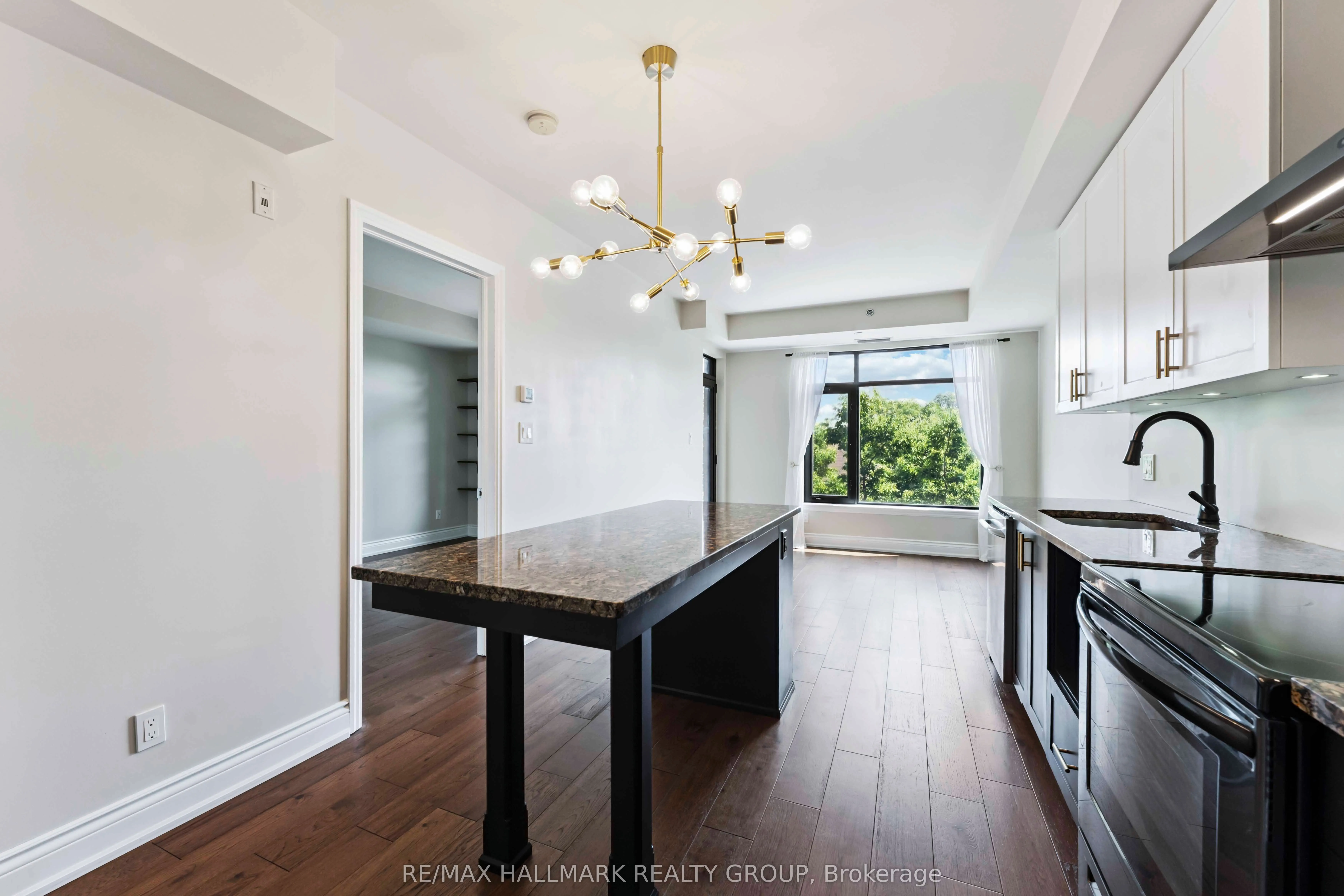 808 Bronson Avenue, #316