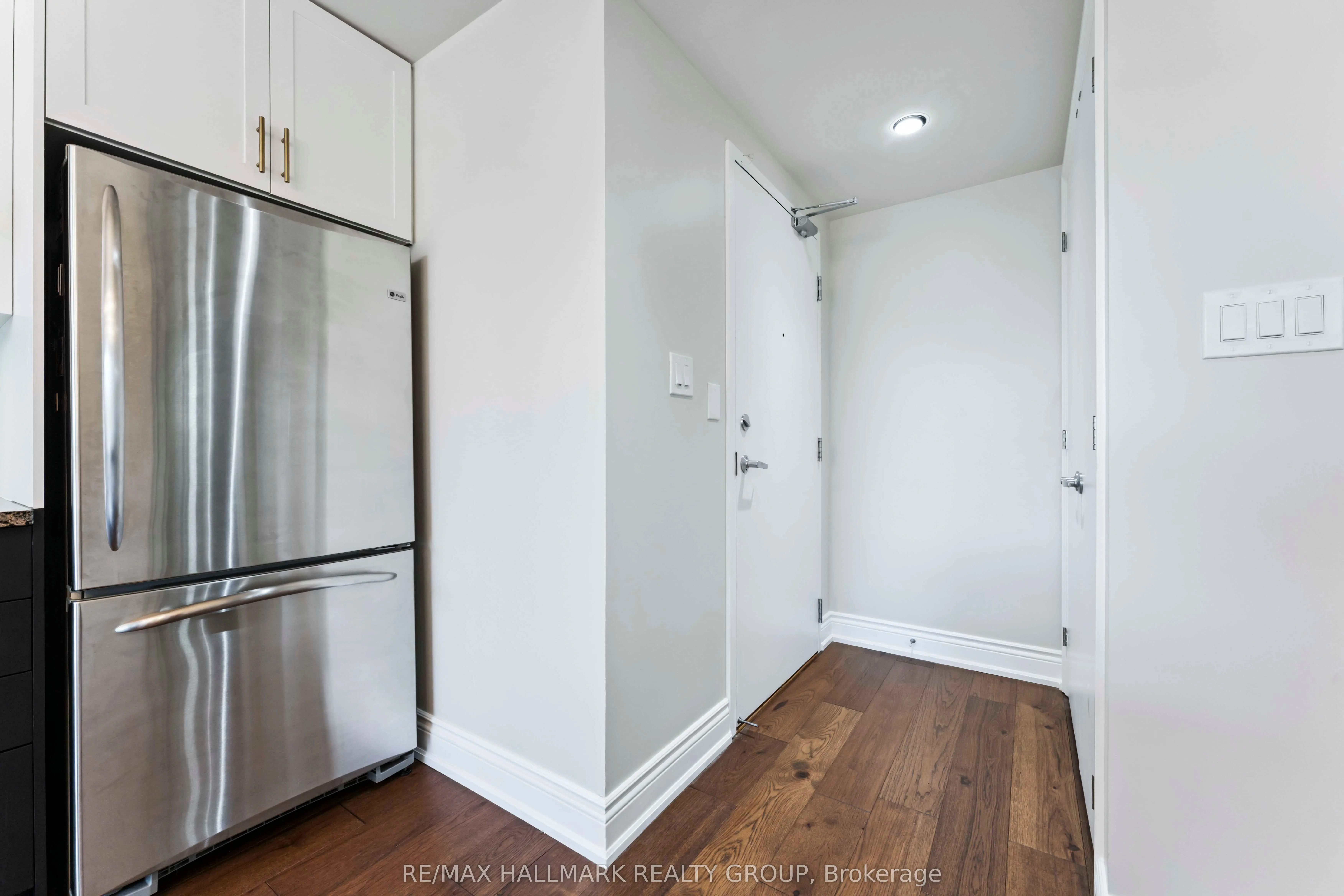 808 Bronson Avenue, #316
