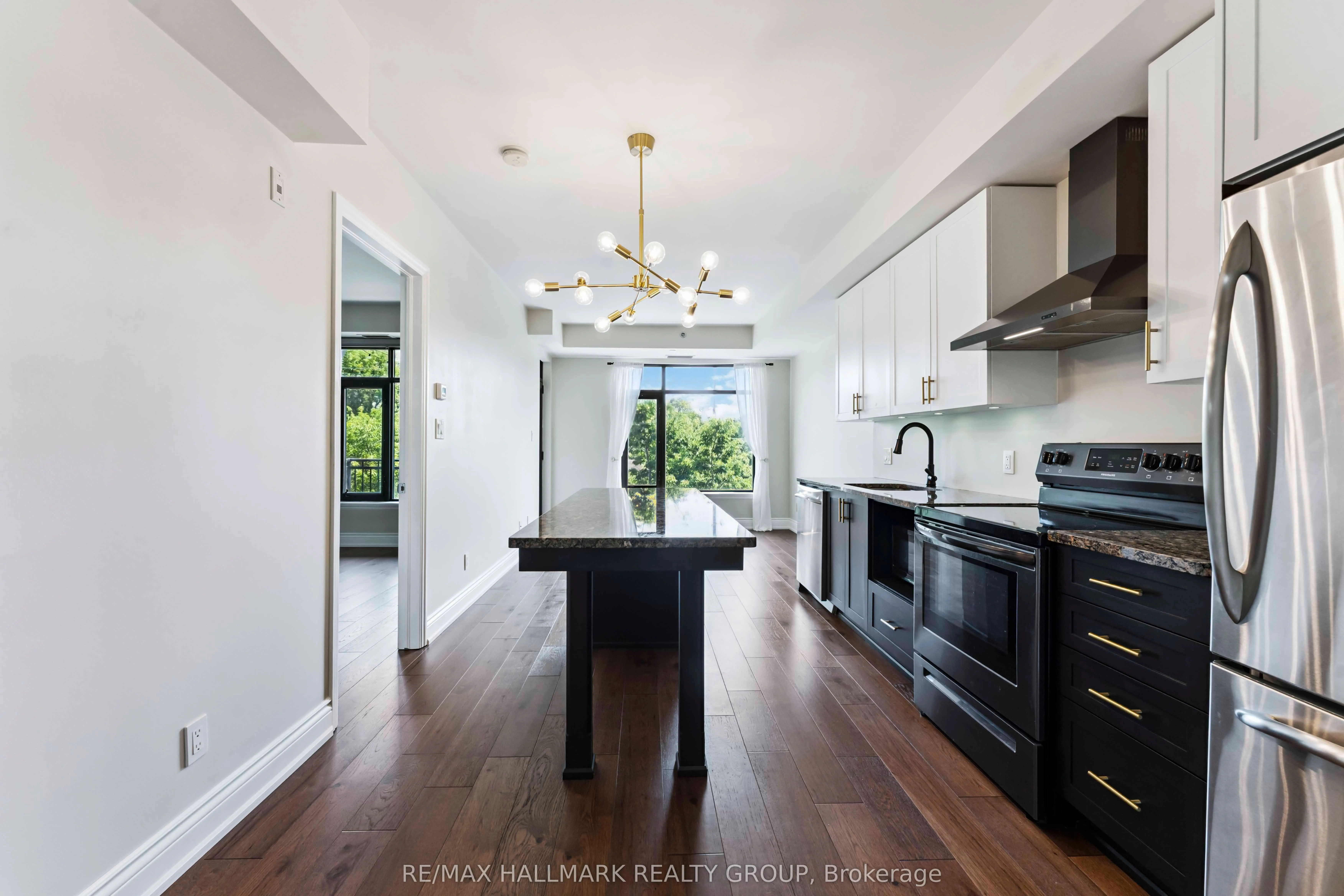 808 Bronson Avenue, #316