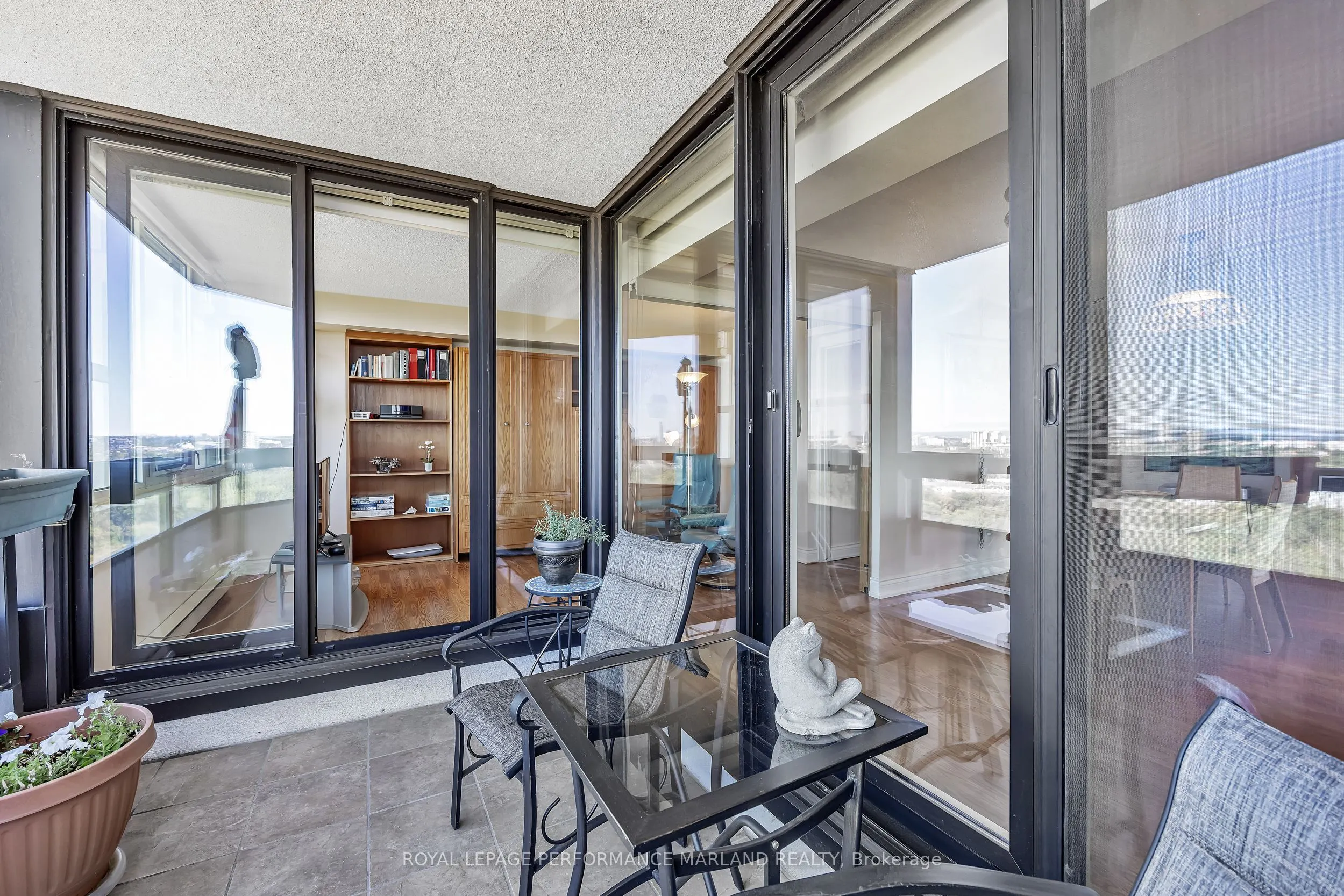 1510 Riverside Drive, #2407