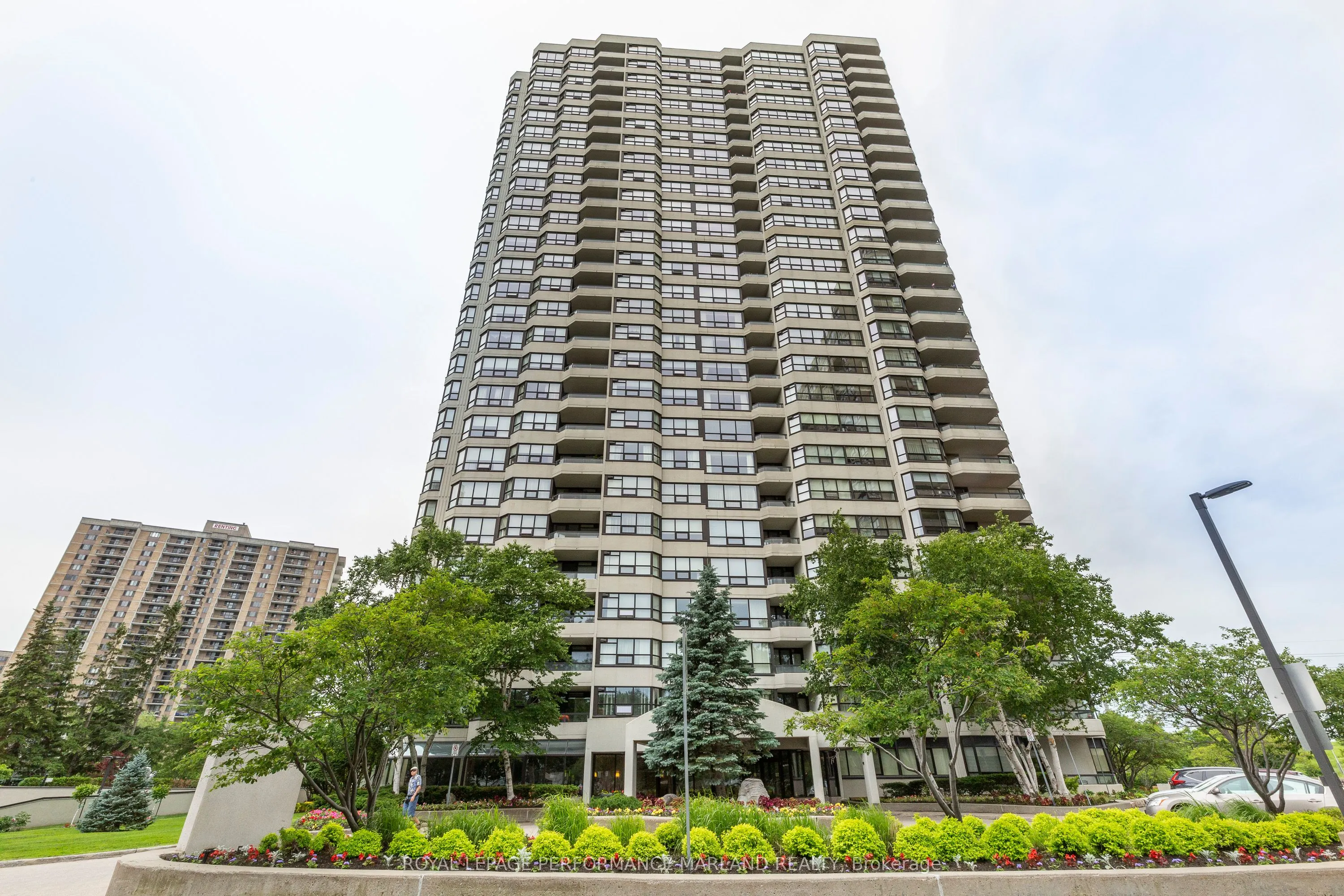 1510 Riverside Drive, #2407