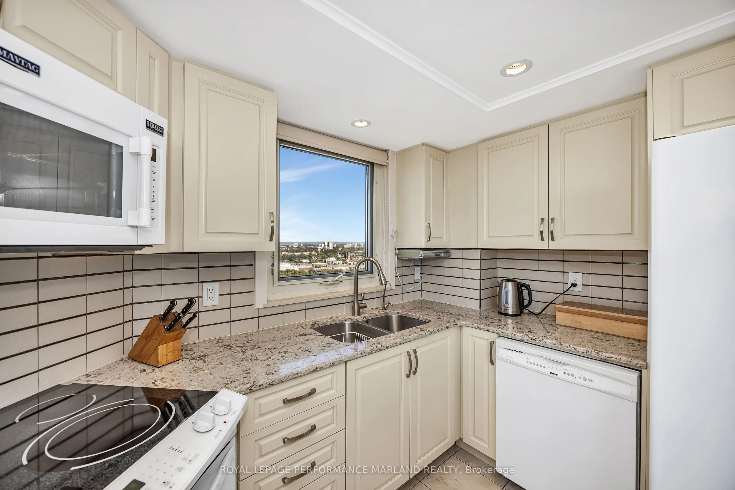 1510 Riverside Drive, #2407