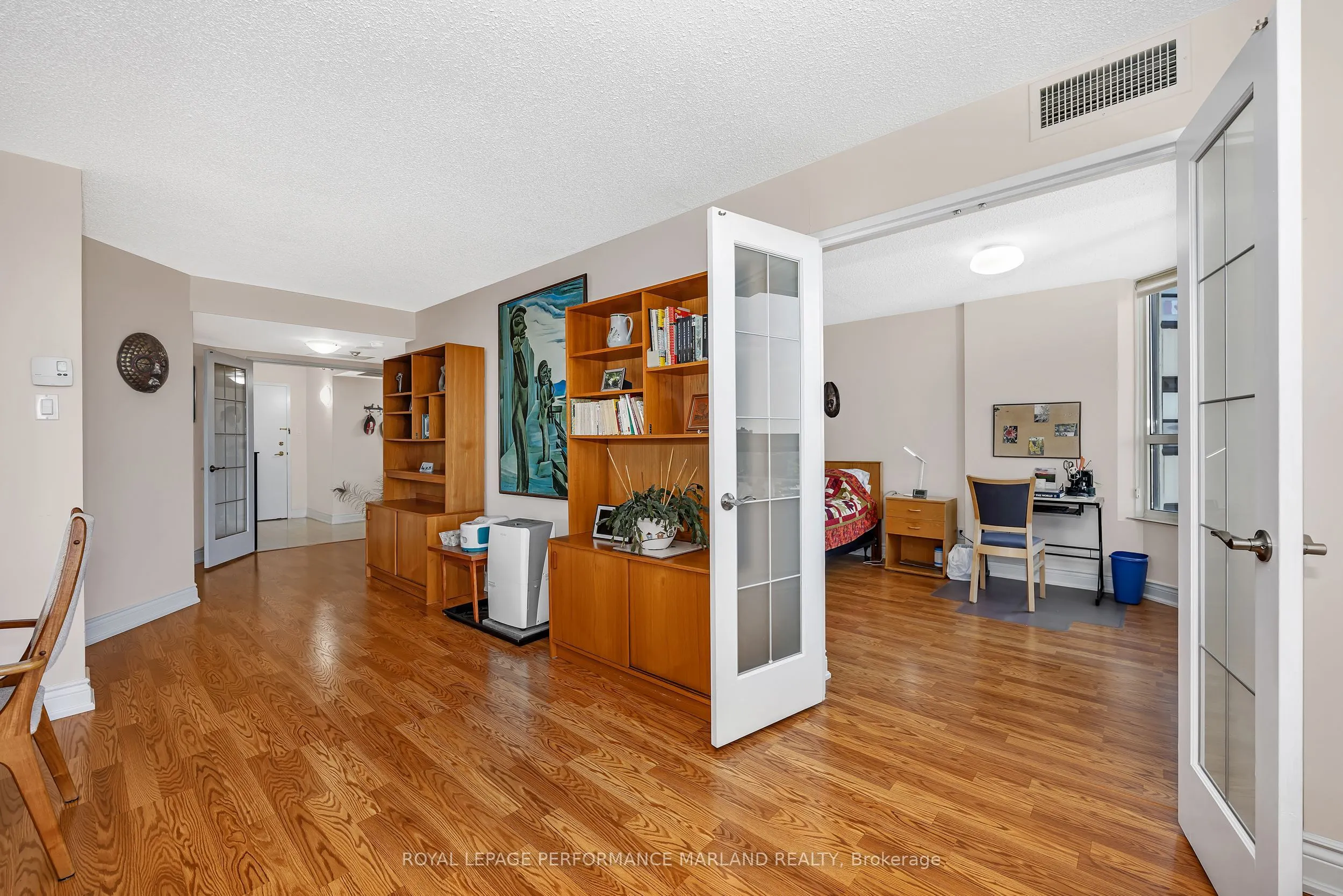 1510 Riverside Drive, #2407
