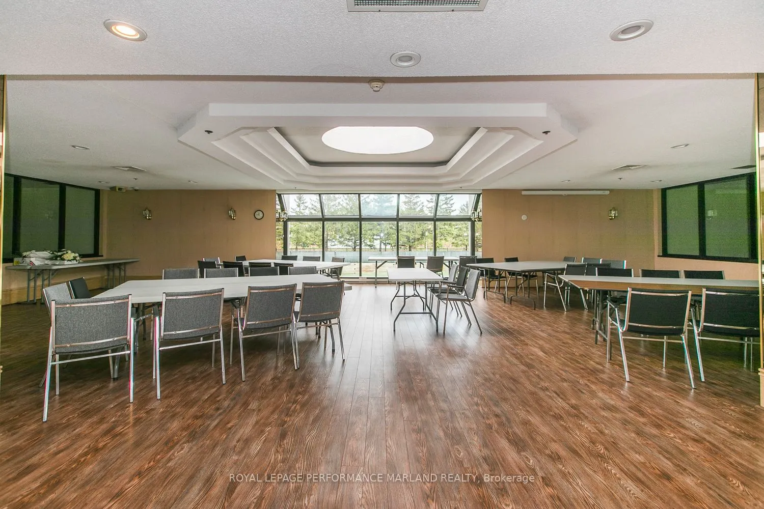 1510 Riverside Drive, #2407