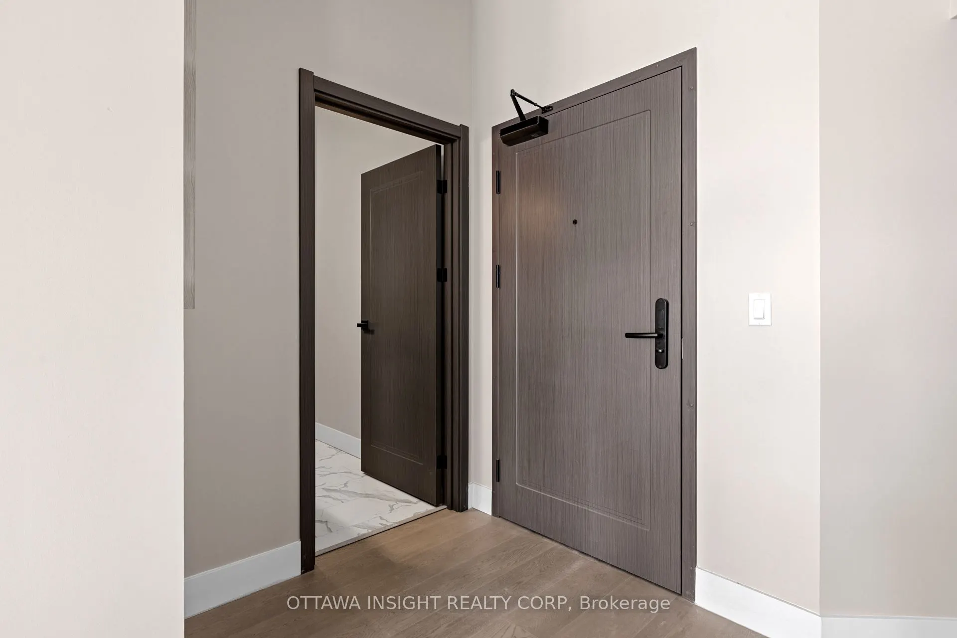 180 Kanata Avenue, #2E
