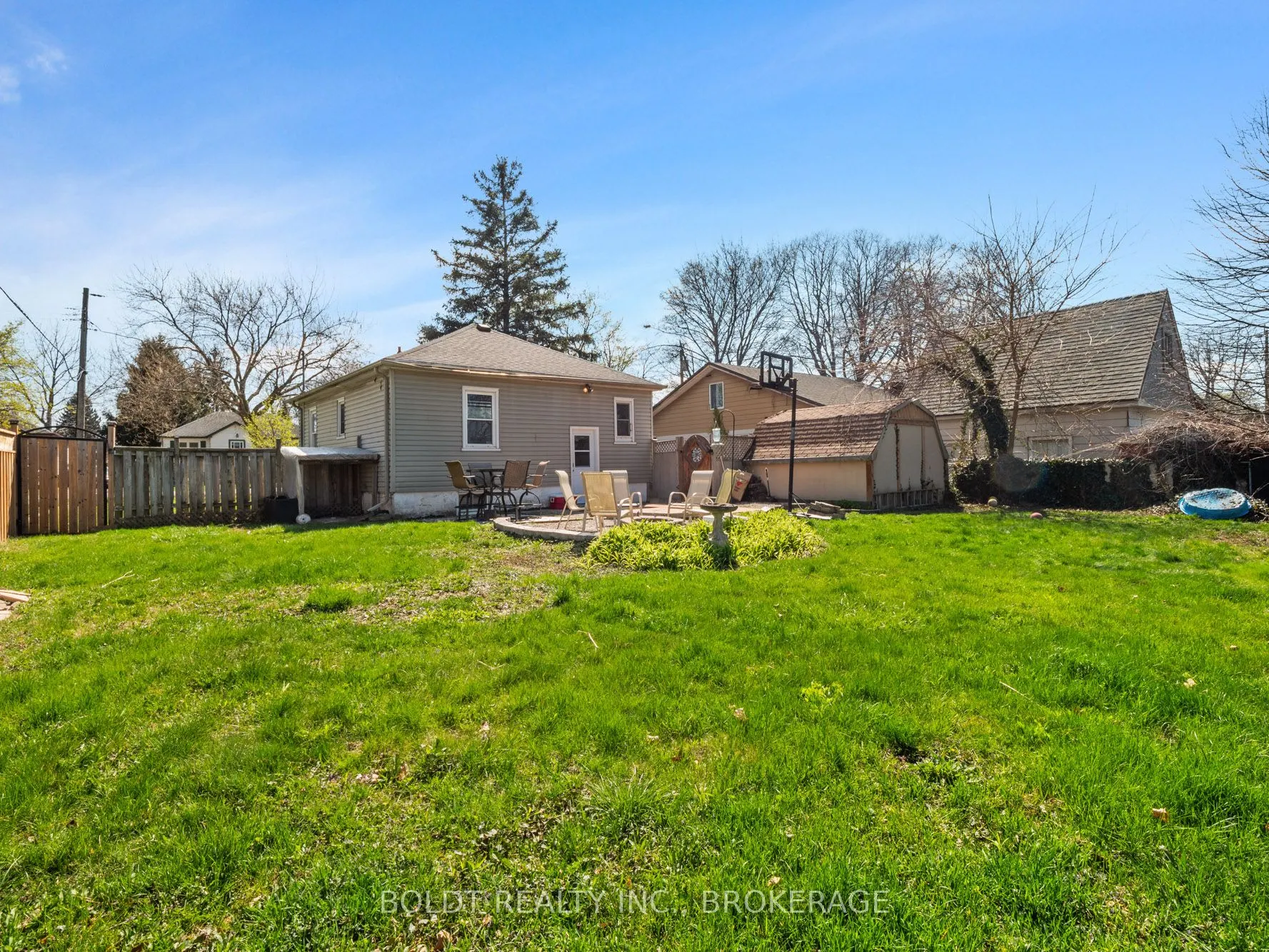 11 Edward Avenue
