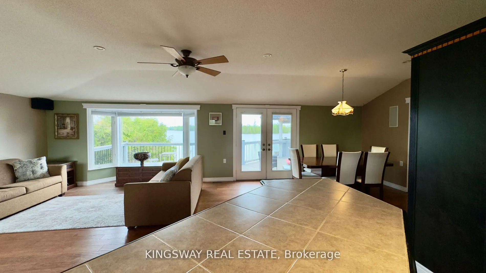 18 Mitchellview Road