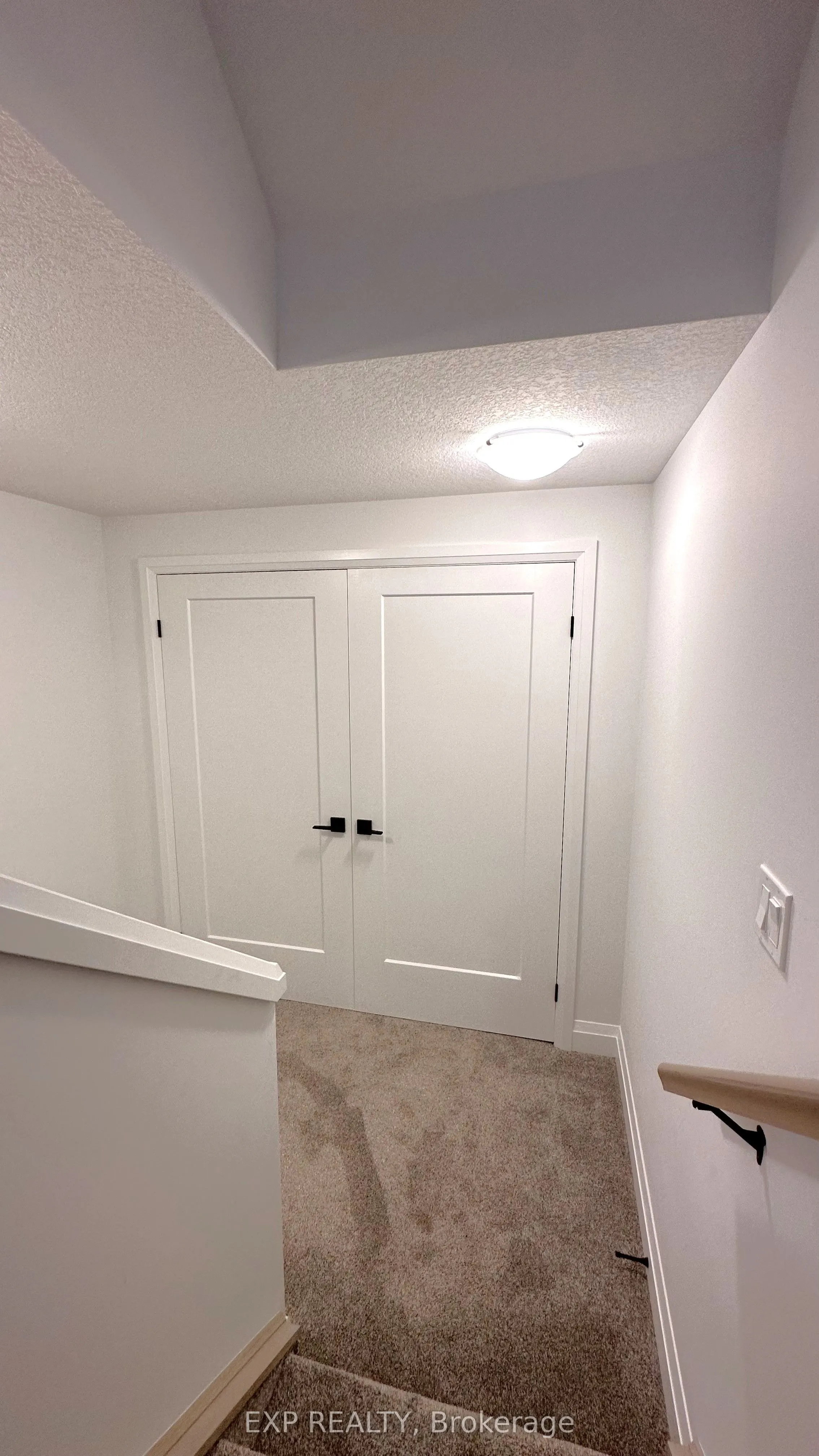 271 Renaissance Drive