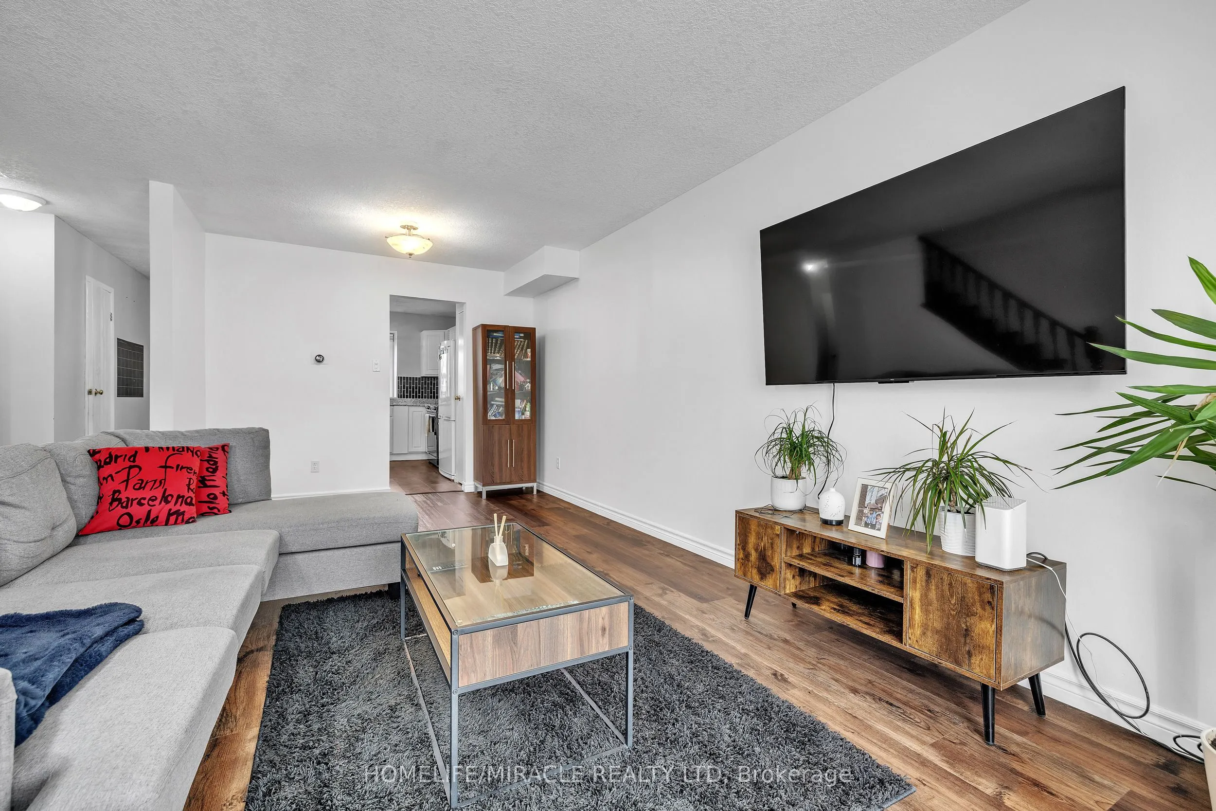 259 LANSDOWNE Avenue, #4